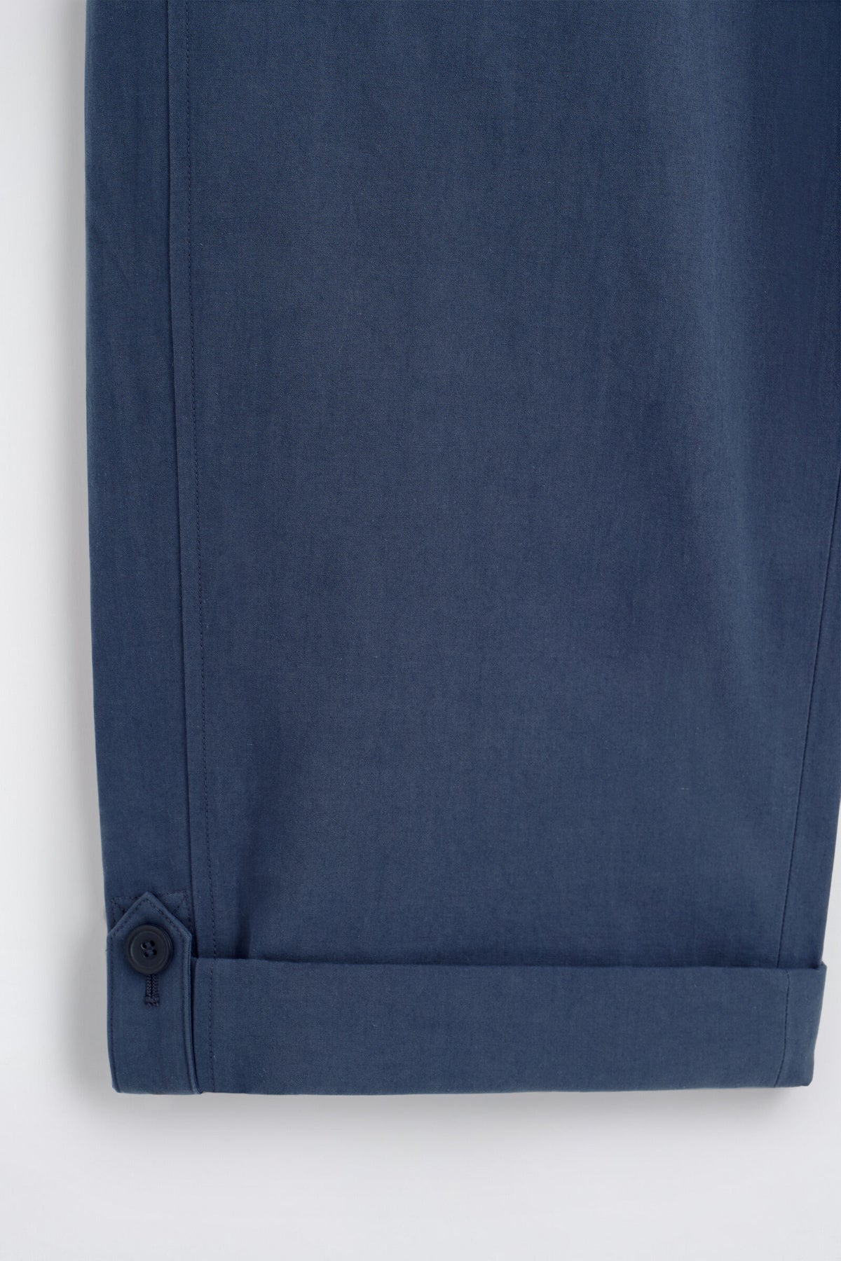 PANTALONES RELAXED-FIT DE PIERNA RECTA CON DOBLADILLO - AZUL MARINO | DescriptiveDetail