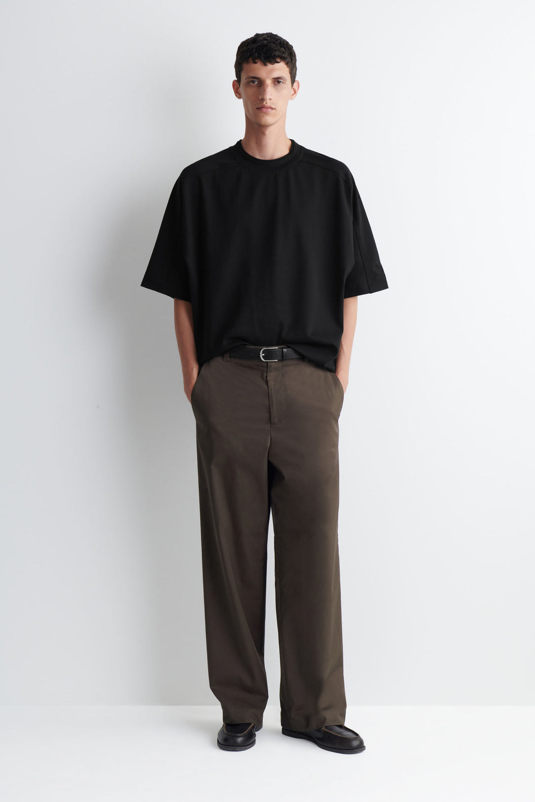 CAMISETA DE ALGODÓN INTERLOCK OVERSIZED - NEGRO