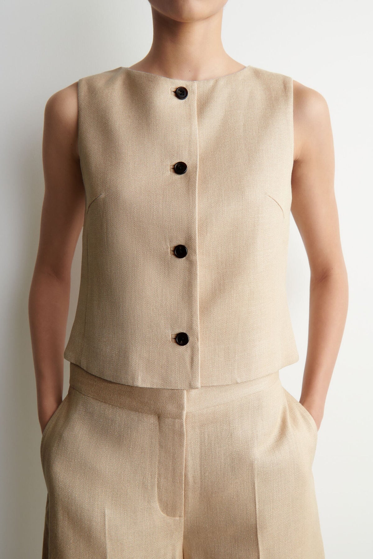 CHALECO SASTRE - BEIGE - StillMedia/Lookbook