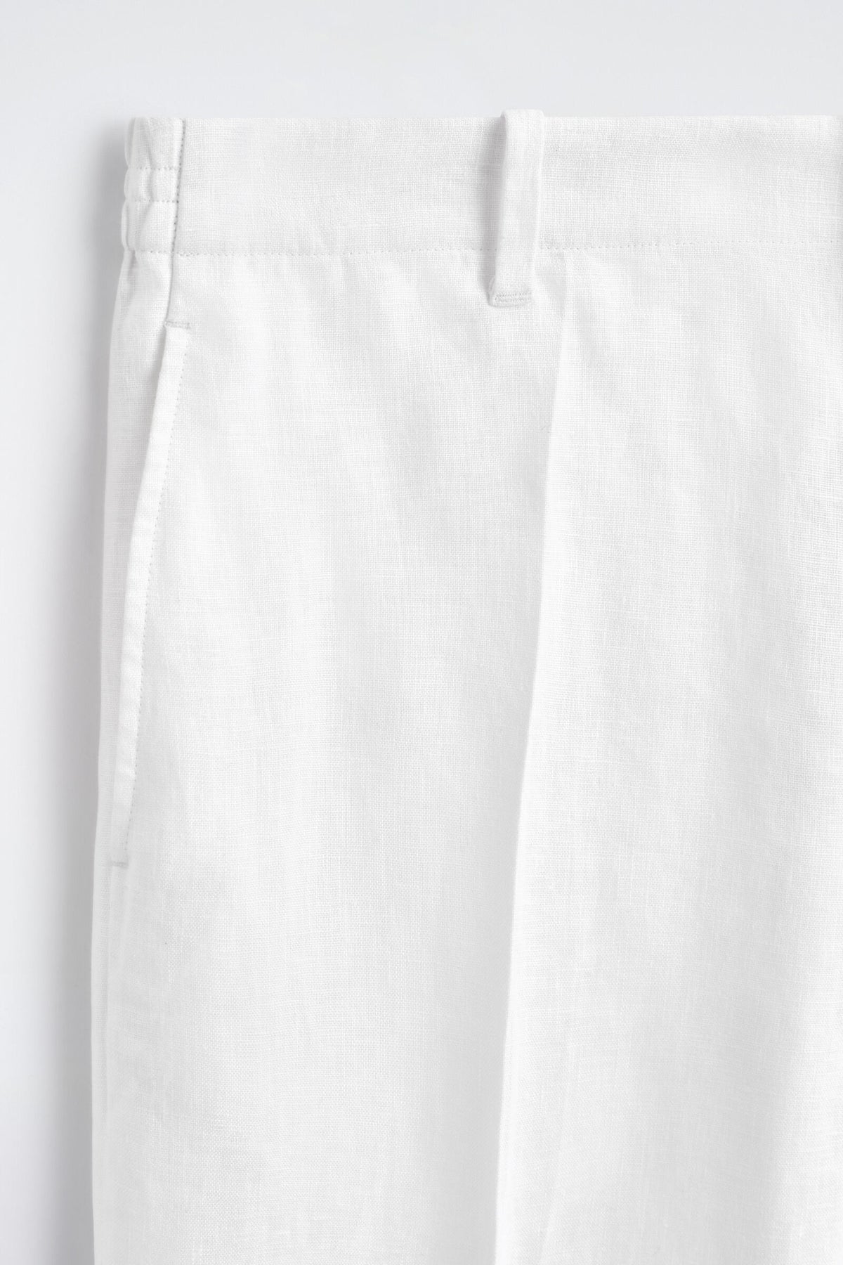 PANTALONES DE LINO DE AJUSTE RELAJADO Y DE CORTE RECTO - BLANCO | DescriptiveDetail
