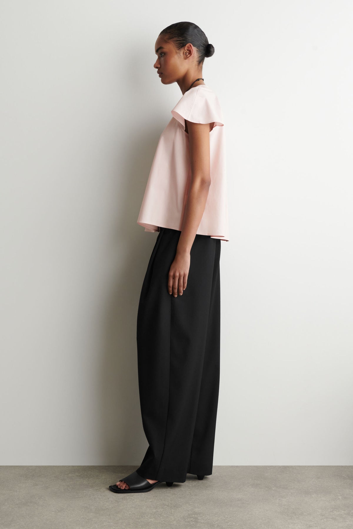 BLUSA DE ALGODÓN CON MANGAS ACAMPANADAS - ROSADO