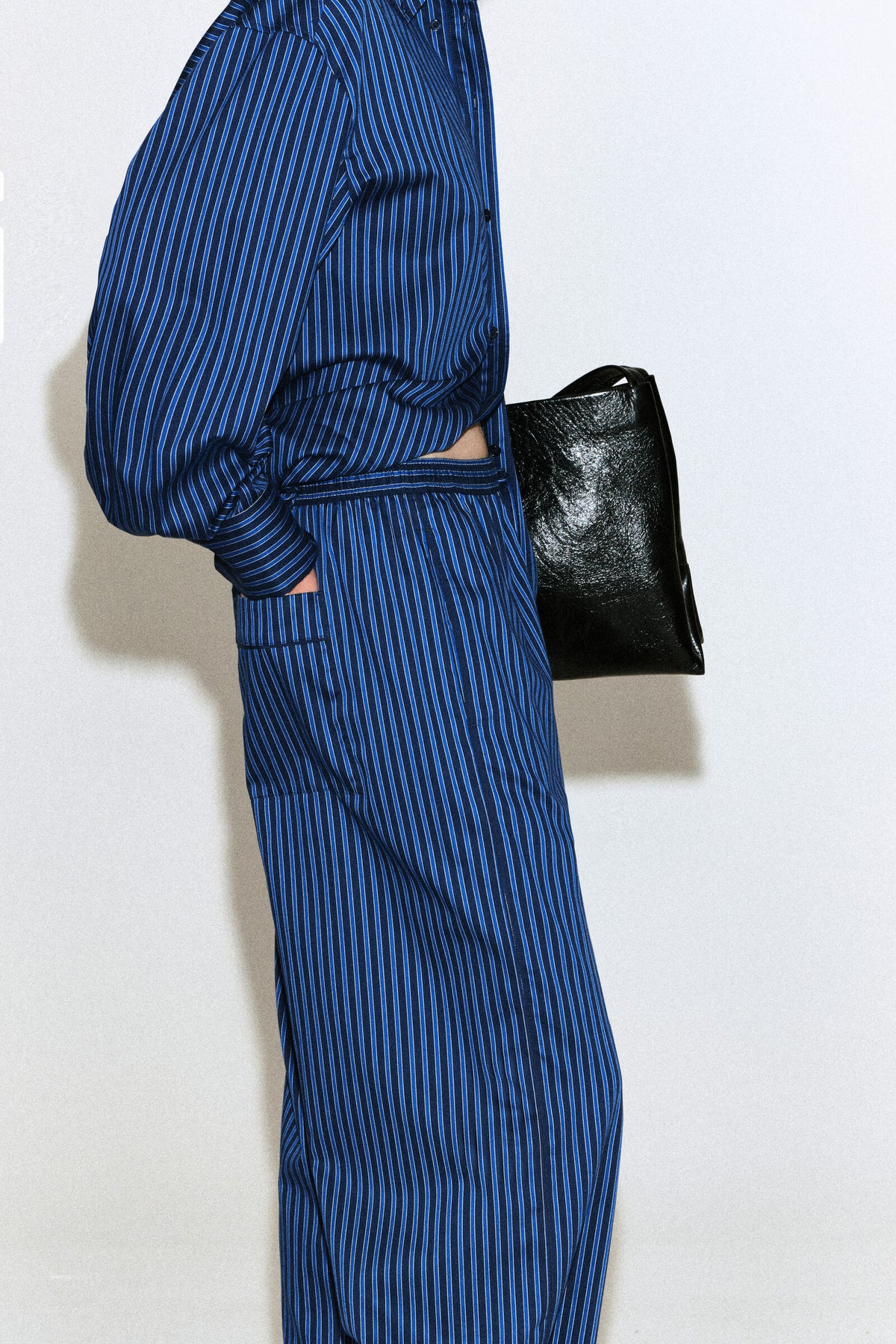 PANTALONES DE RAYAS CON CORDÓN - AZUL / A RAYAS
