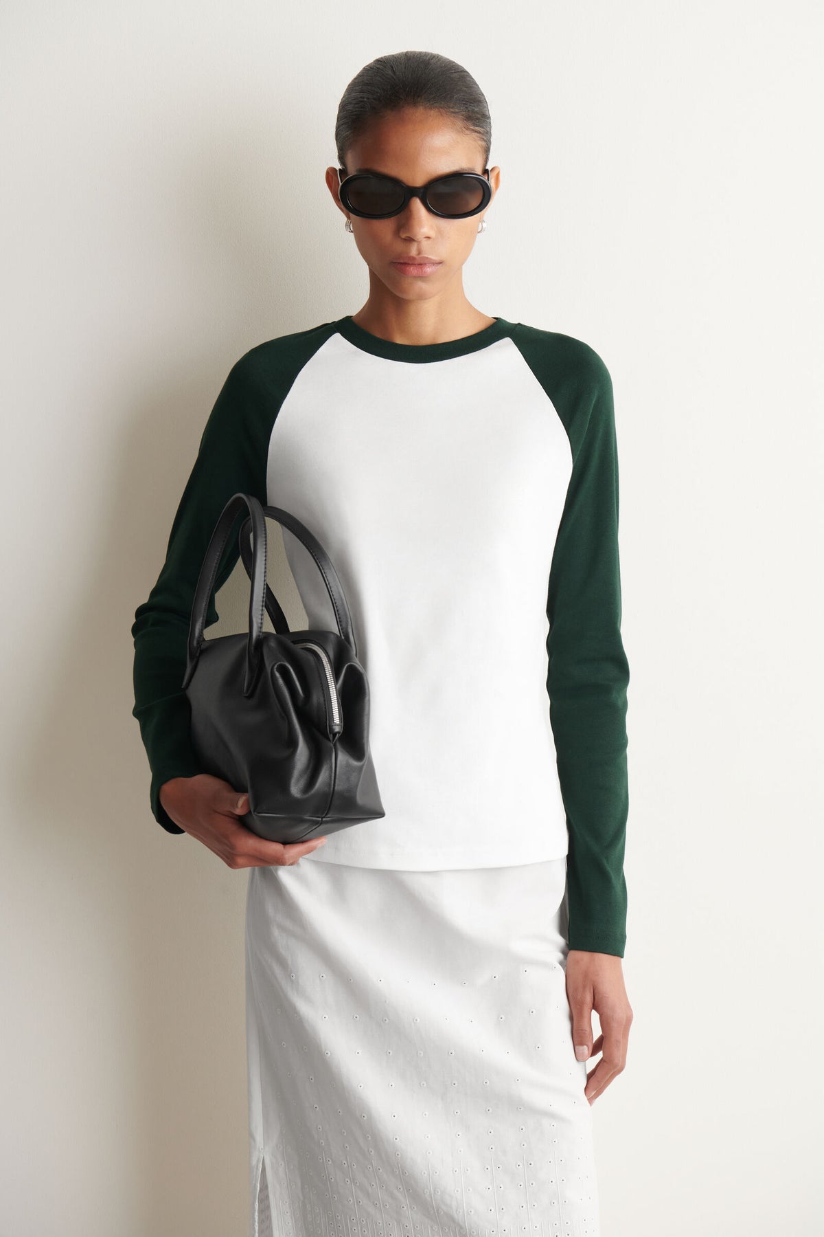 PLAYERA DE ALGODÓN RAGLÁN DE MANGA LARGA - BLANCO / VERDE