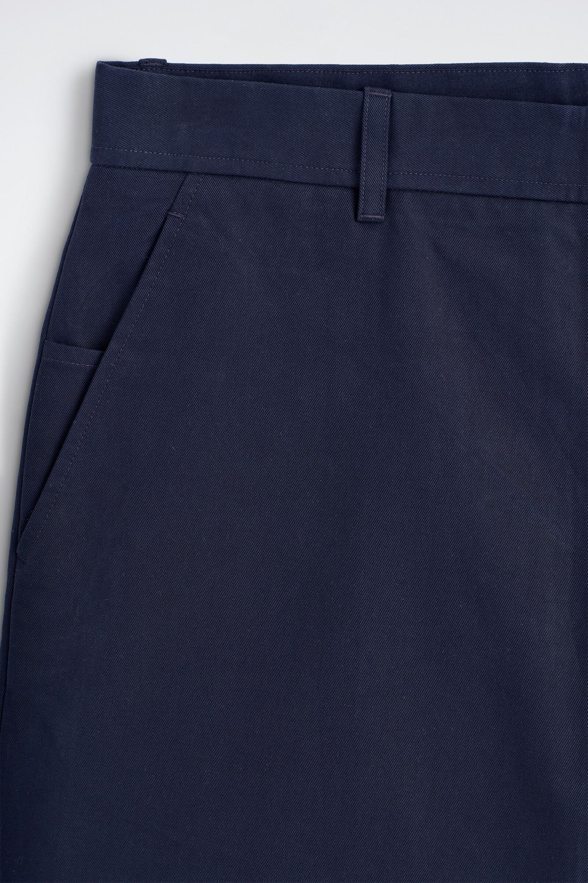 SHORTS DE CHINO DE ALGODÓN DE CORTE RECTO - NAVY | DescriptiveDetail