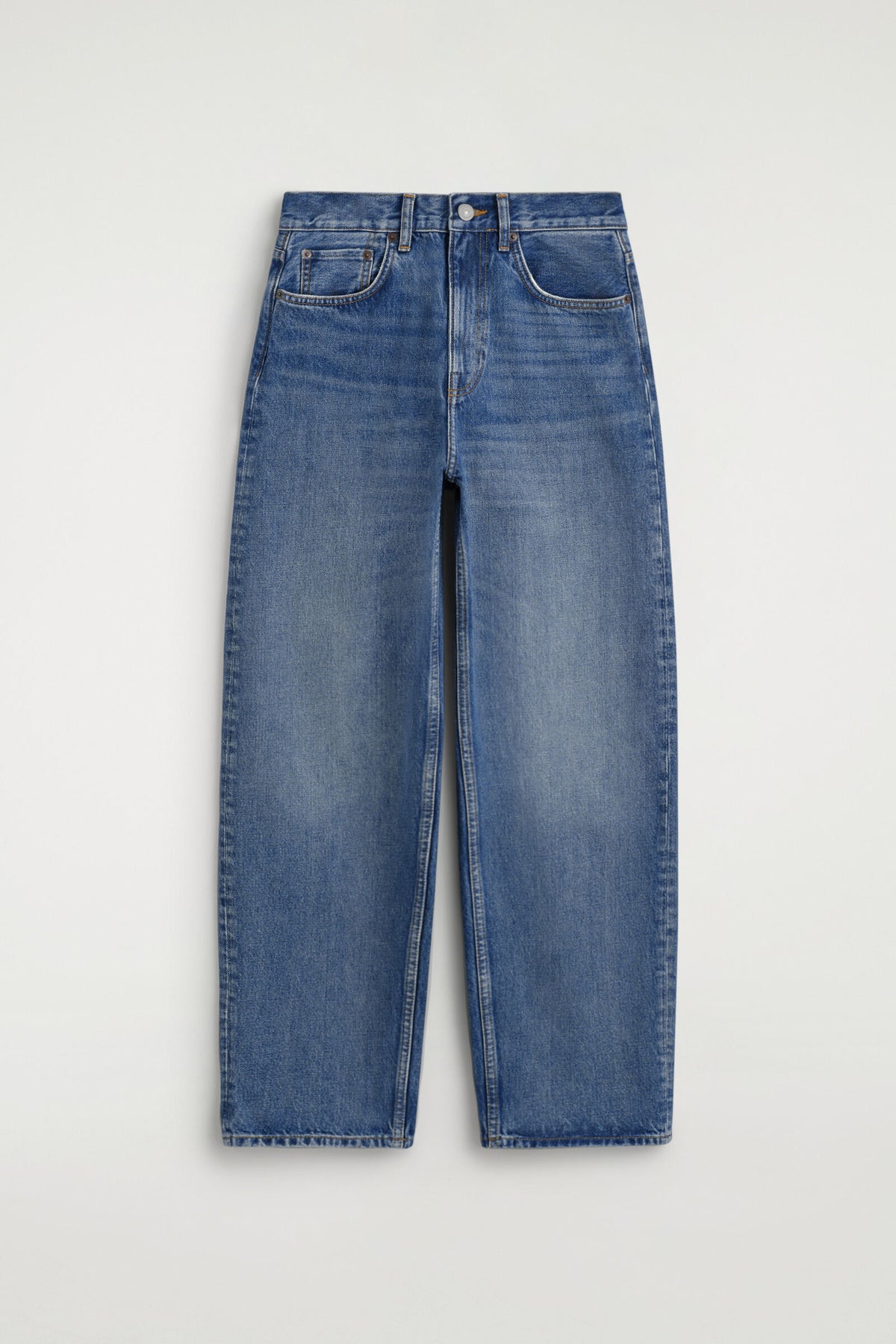 JEANS BAY DE PIERNA BARREL - AZUL | DescriptiveStillLife