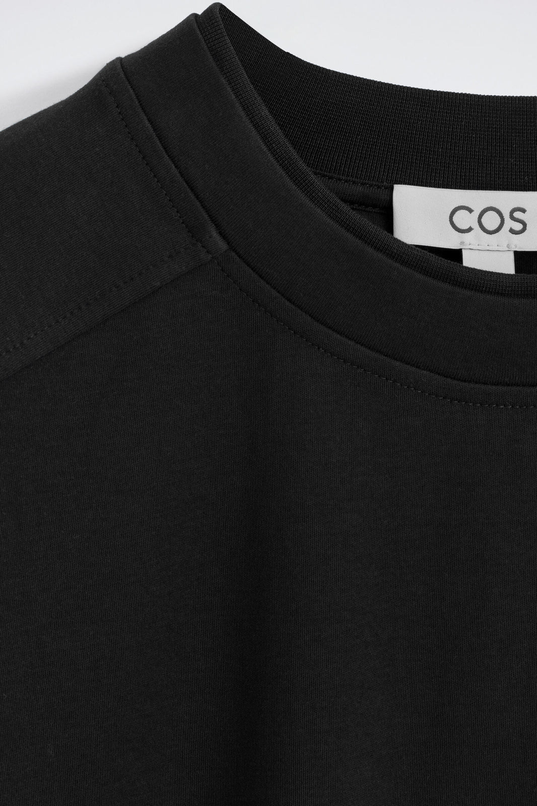 CAMISETA DE ALGODÓN INTERLOCK OVERSIZED - NEGRO | DescriptiveDetail
