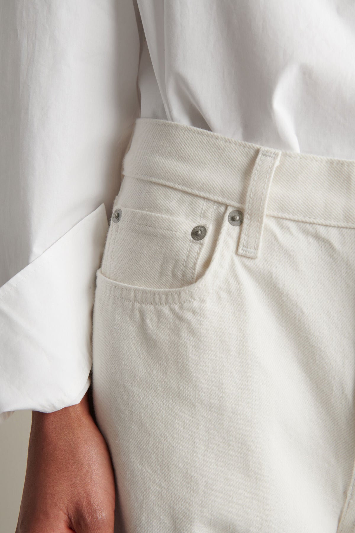 JEANS DE PIERNA RECTA CHORD - BLANCO