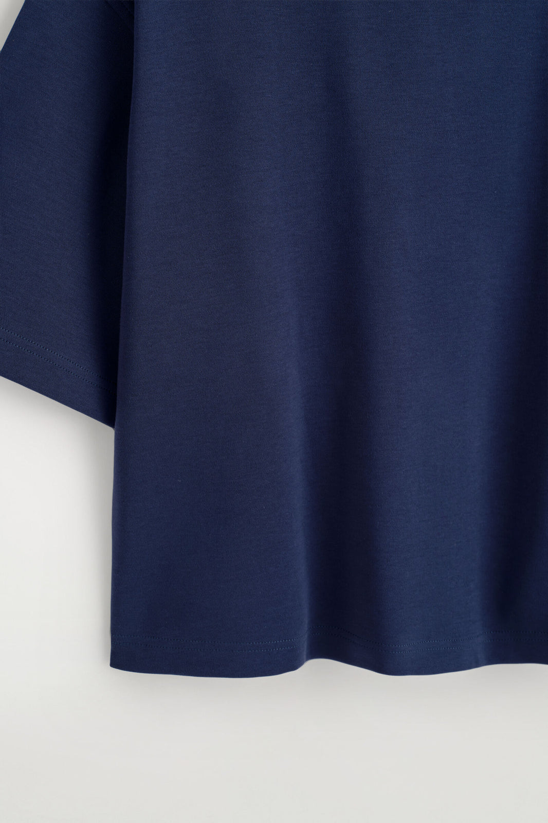 CAMISETA OVERSIZE ALGODÓN - AZUL MARINO | DescriptiveDetail
