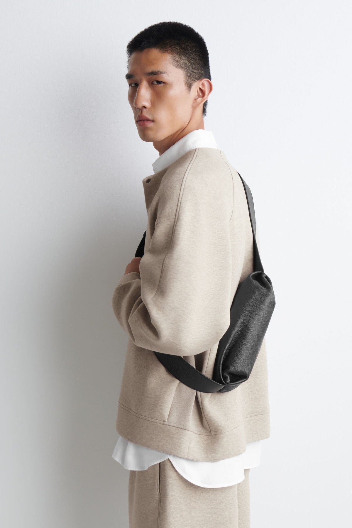BOLSO CRUZADO DE MÓDULO - CUERO - NEGRO