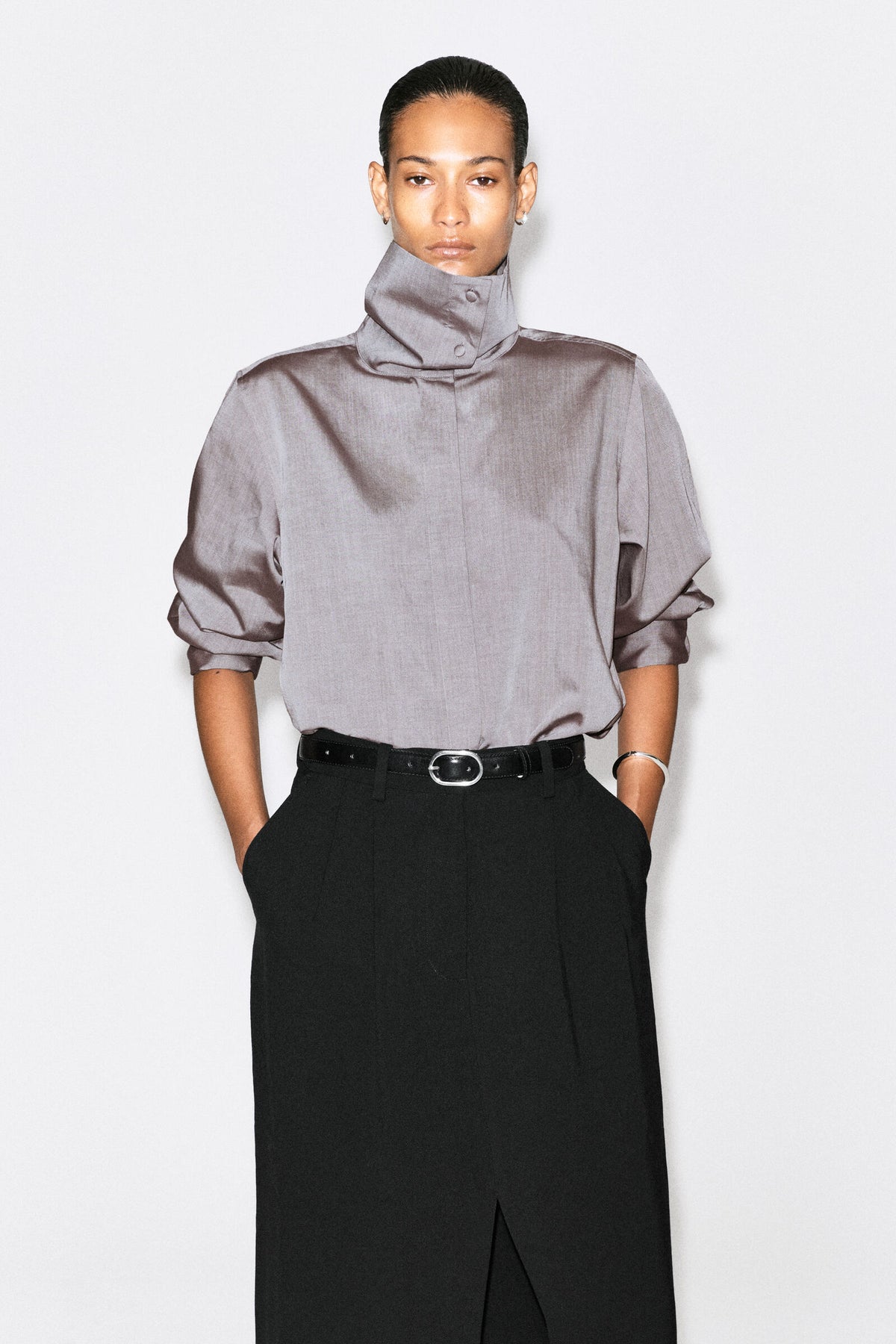 CAMISA DE LYOCELL-ALGODÓN CON CUELLO DE EMBUDO - LILA