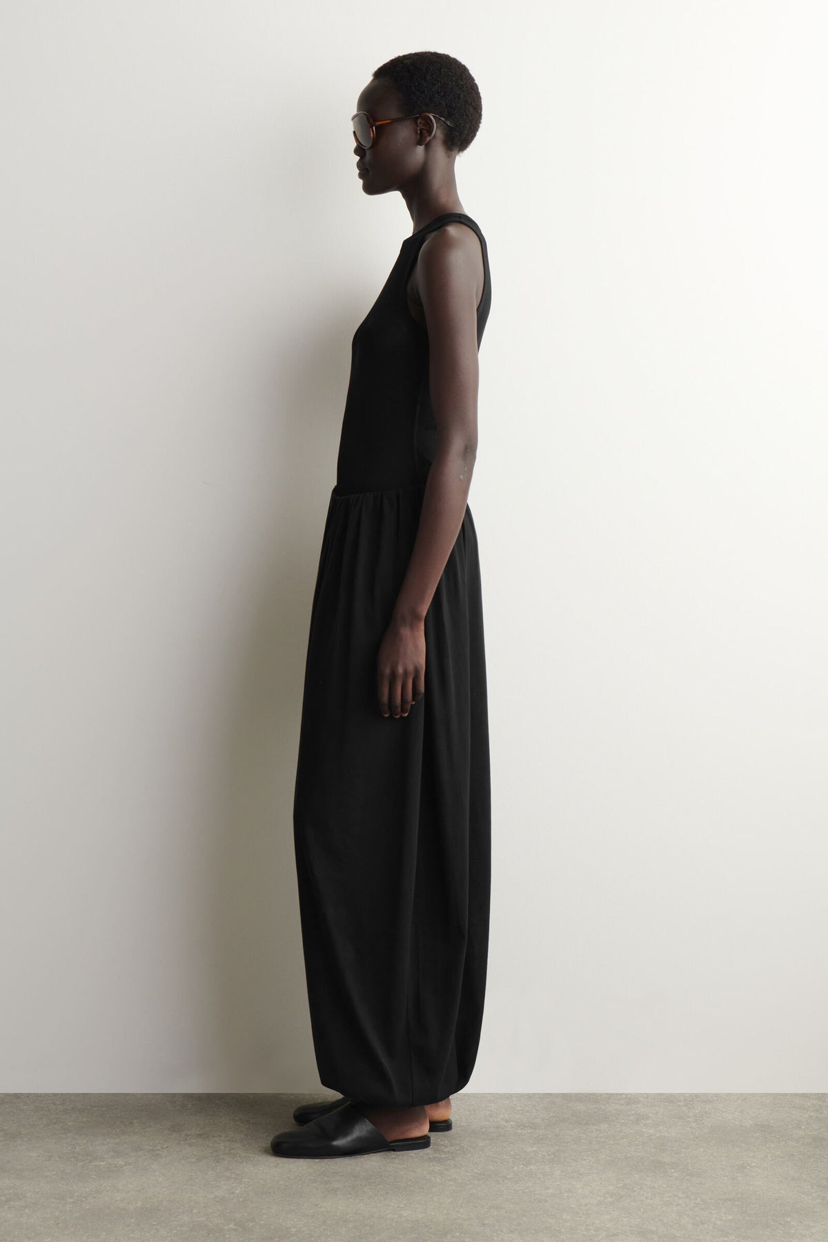 PANTALONES DE JERSEY CON VOLUMEN RECOGIDO - NEGRO