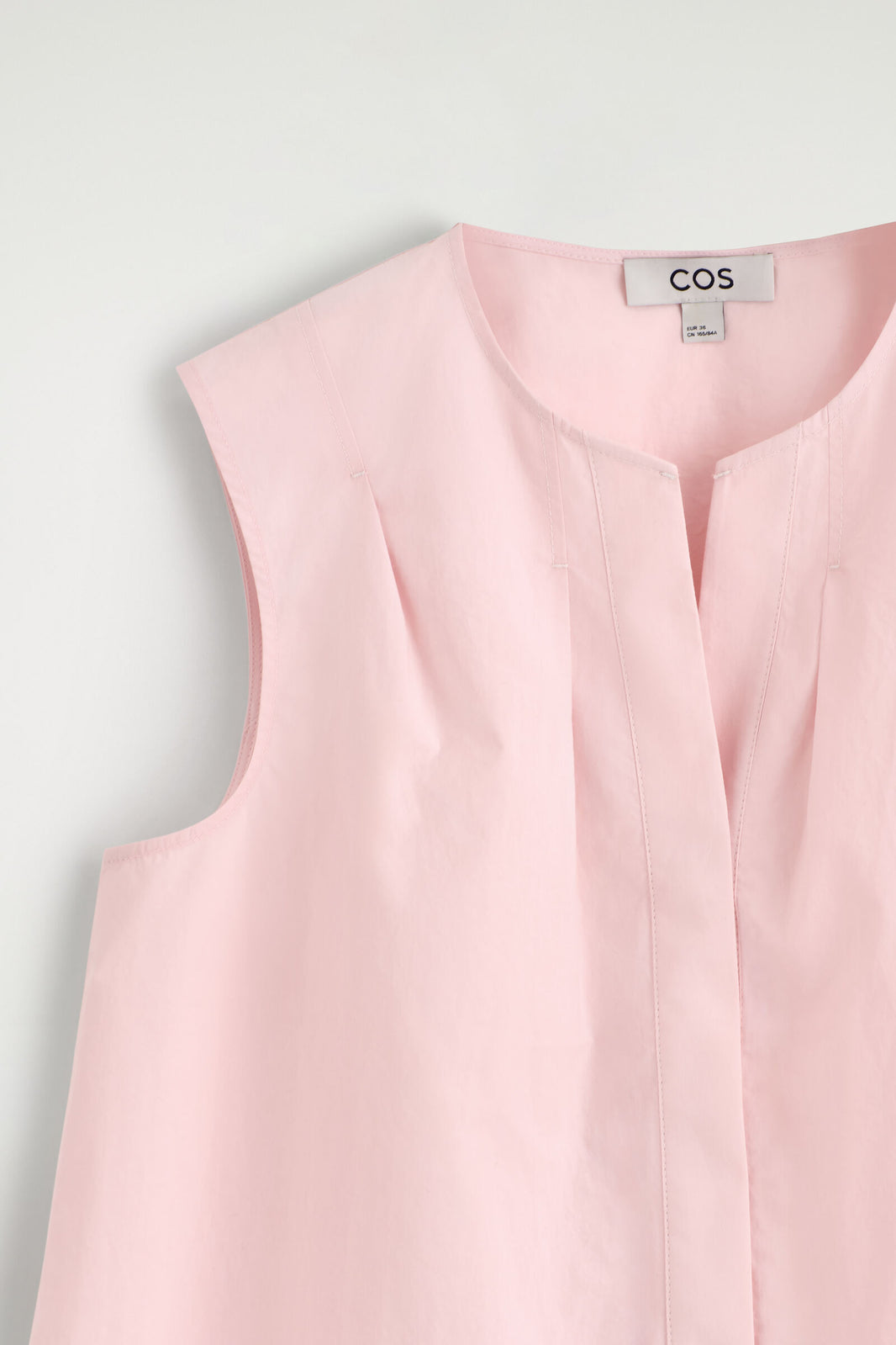 BLUSA SIN MANGAS CON PLIEGUES - ROSADO | DescriptiveDetail