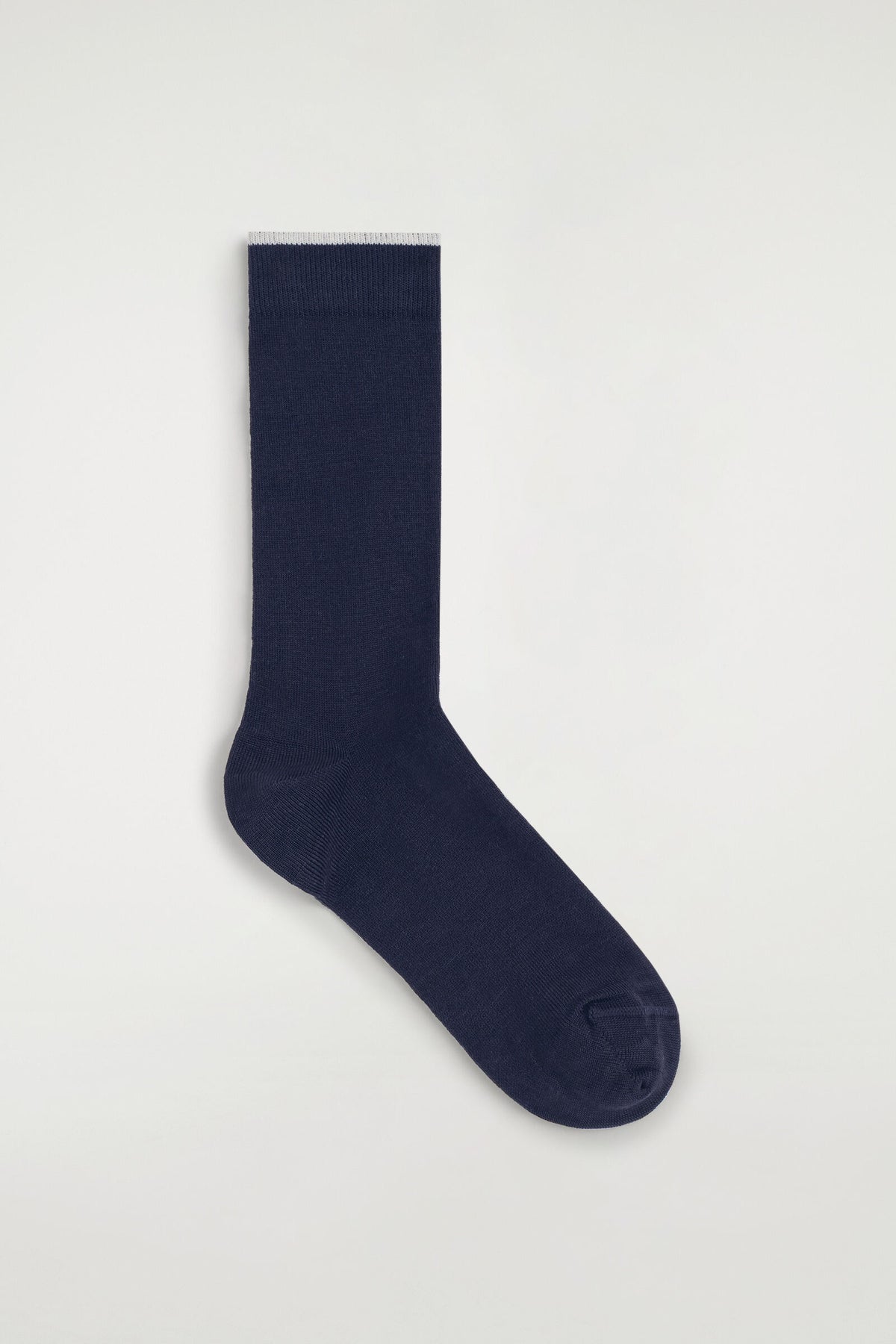 CALCETINES DE ALGODÓN CON PUNTO DE CONTRASTE - AZUL MARINO / BLANCO | 