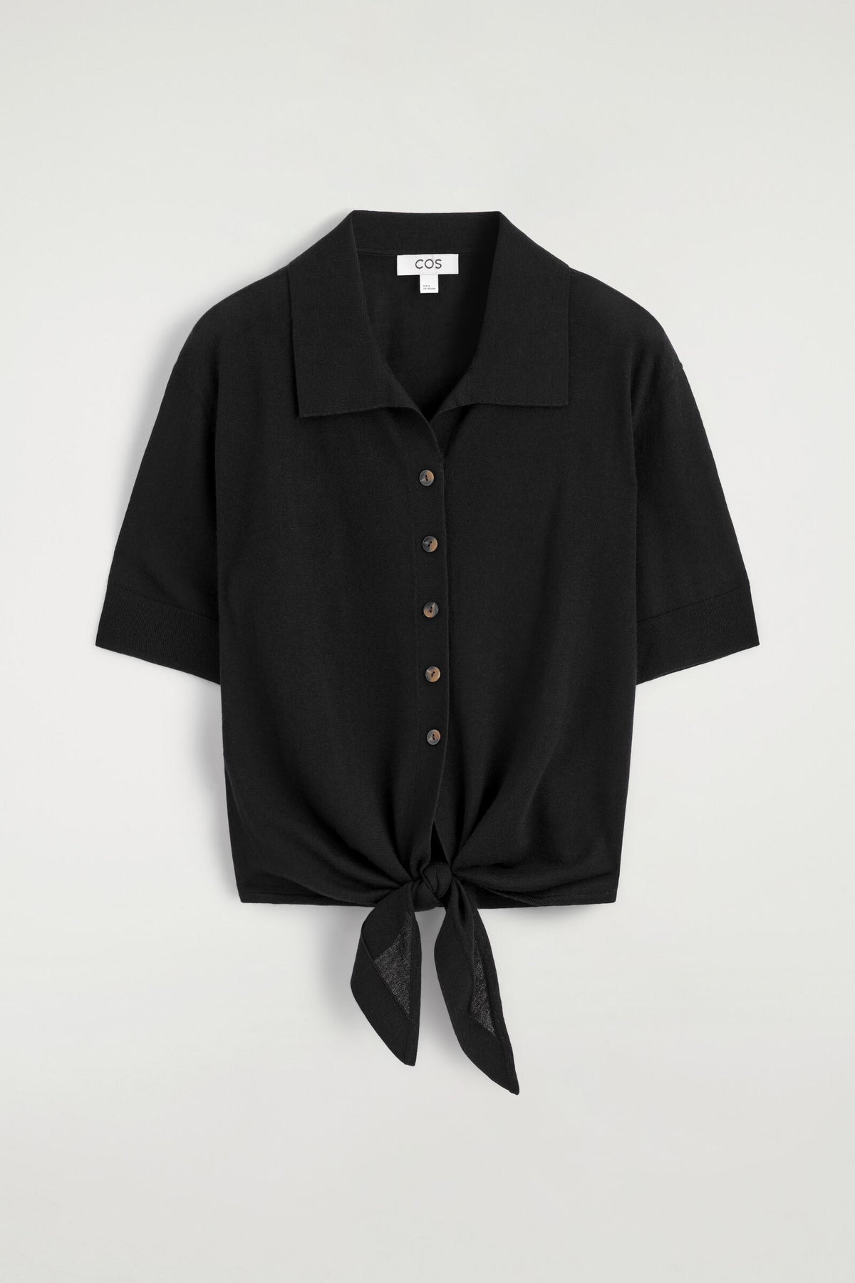CAMISA DE LANA TEJIDA CON NUDO EN LA PARTE DELANTERA - NEGRO | DescriptiveStillLife