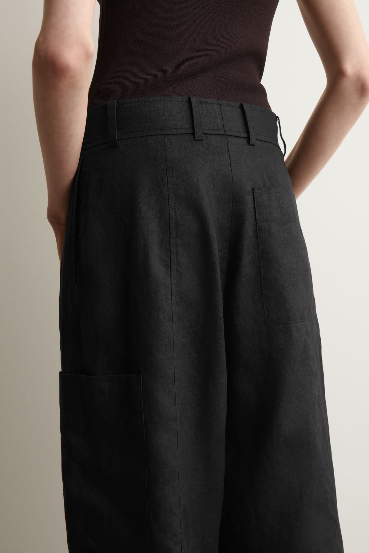 BERMUDAS DE LINO - NEGRO - StillMedia/Lookbook
