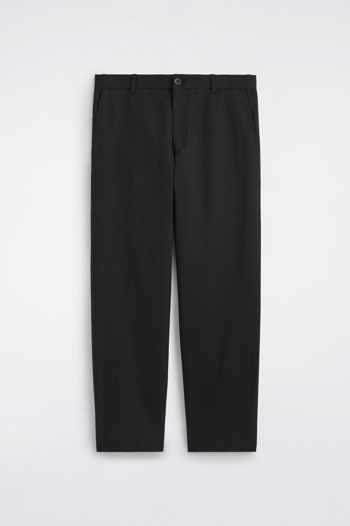 CHINOS DE ALGODÓN CON CORTE REGULAR Y PIERNA RECTA - NEGRO | DescriptiveStillLife