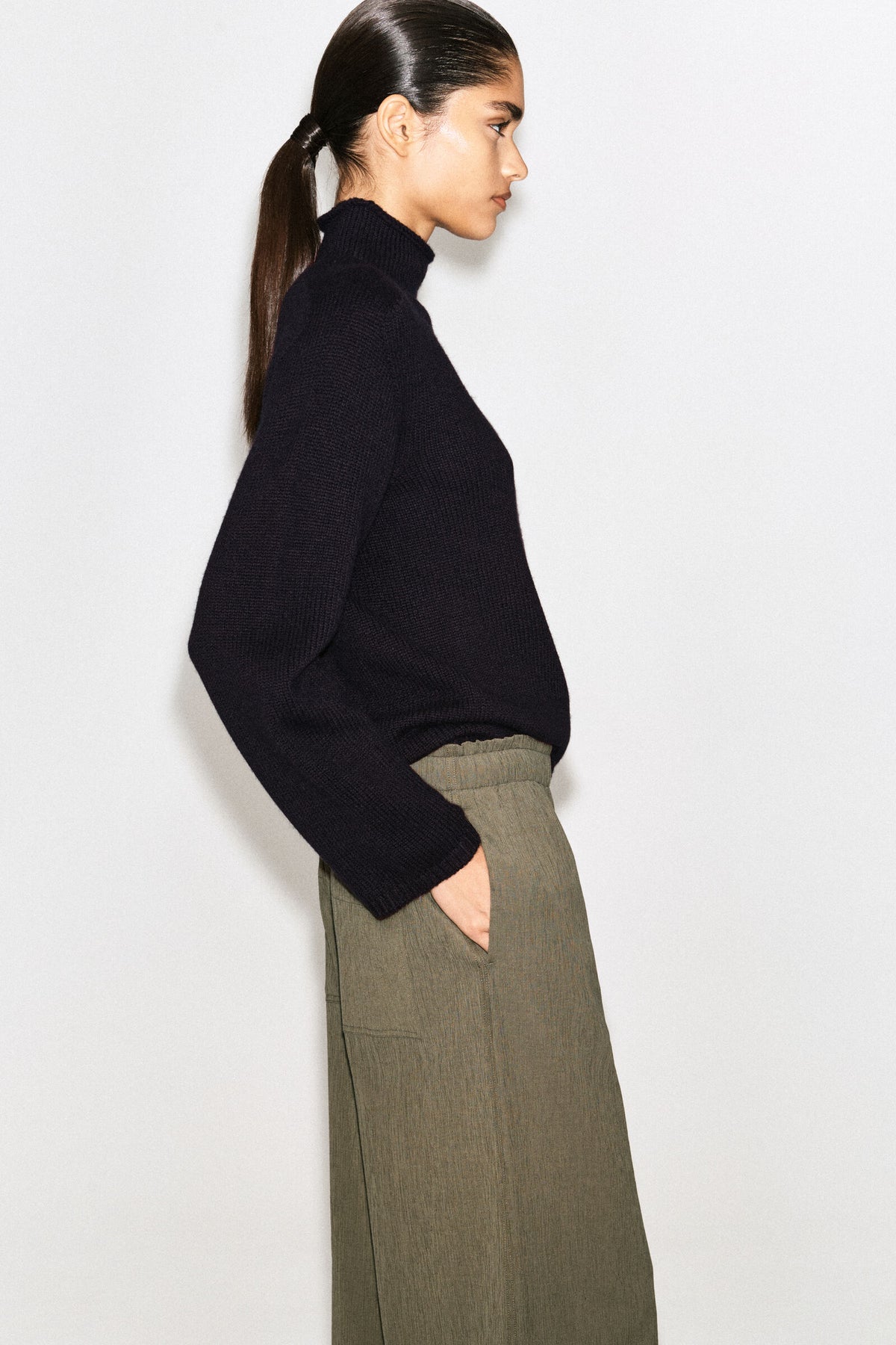 PANTALONES DE JERSEY ARRUGADO DE PIERNA ANCHA - MARRÓN CLARO