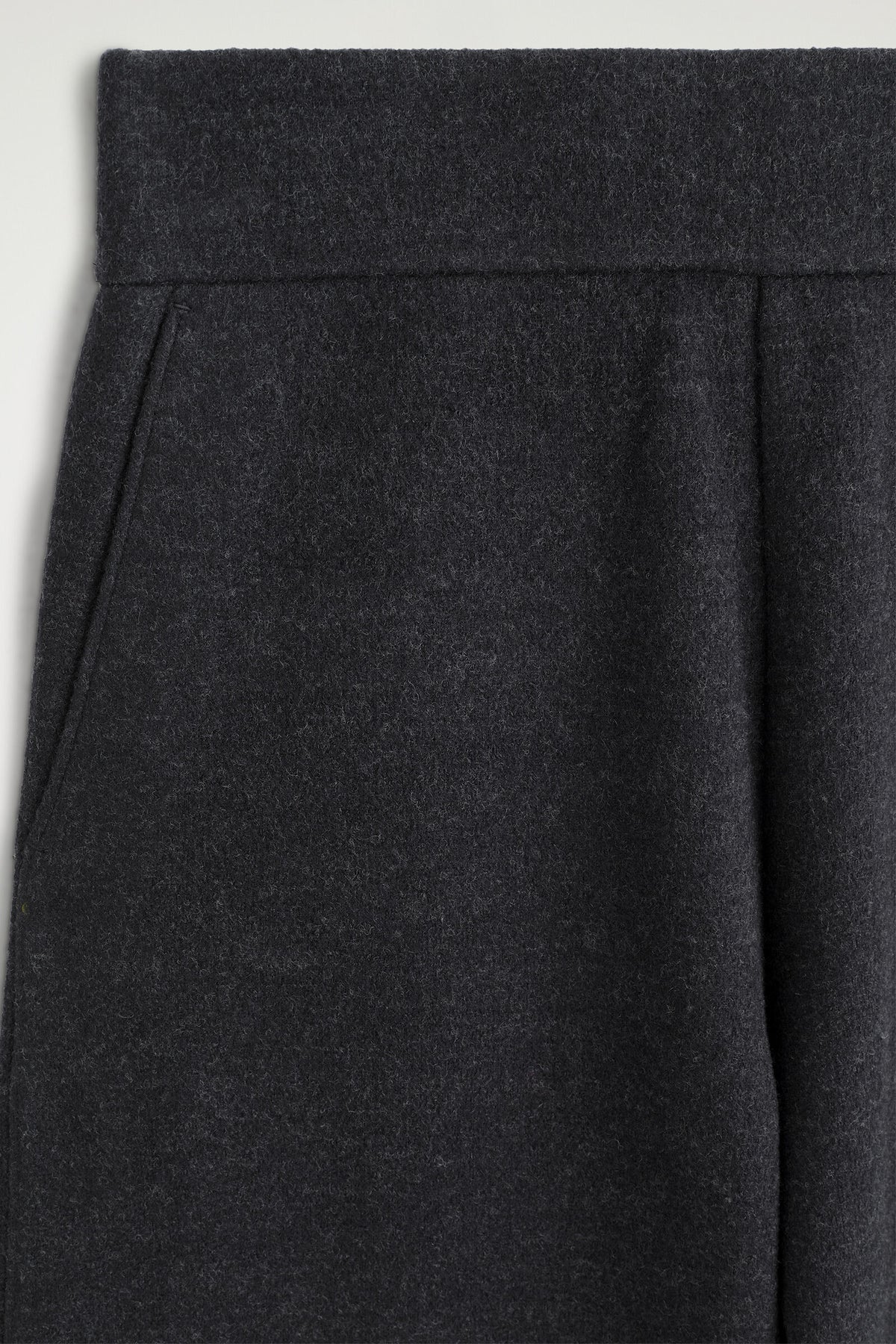 PANTALONES DE PIERNA BARREL DE MEZCLA DE LANA ESCALDADA - GRIS MEZCLA | DescriptiveDetail