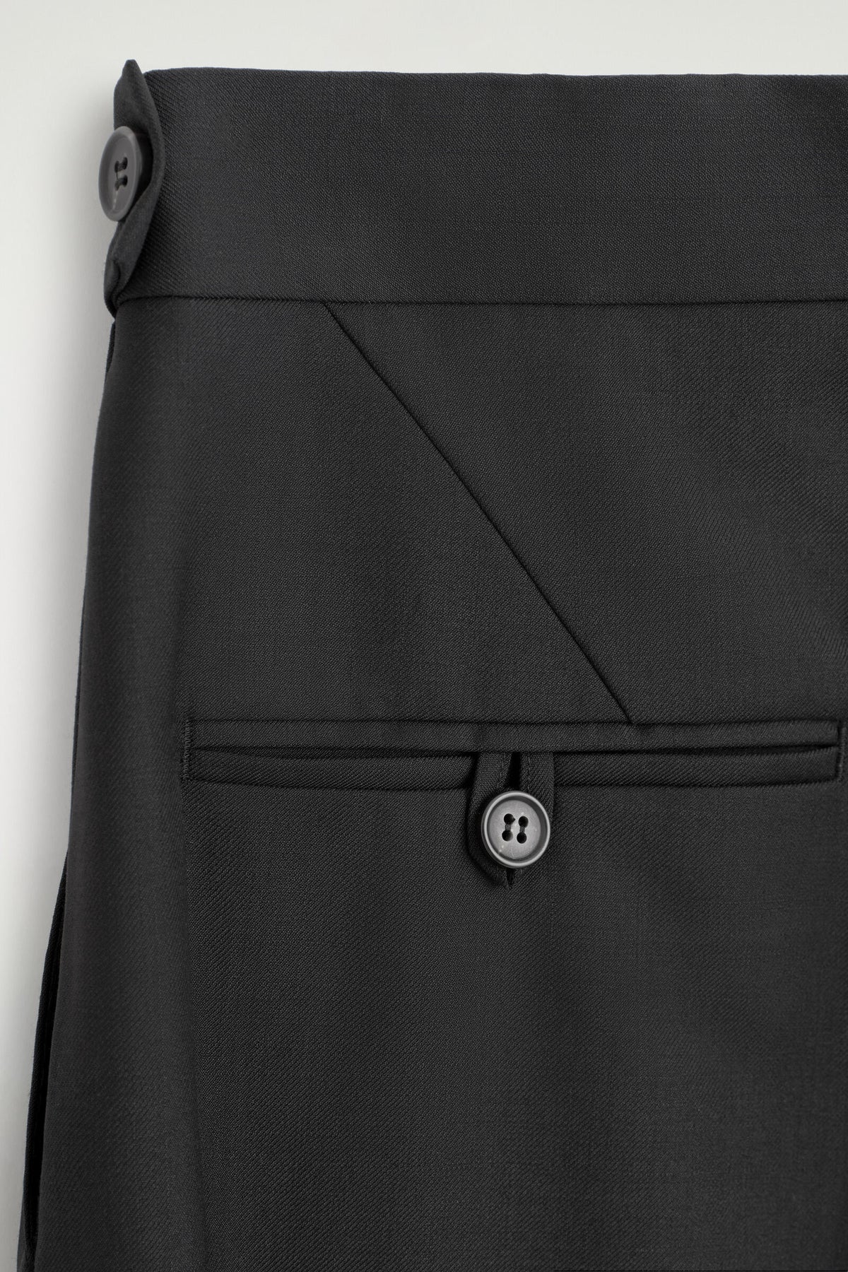 PANTALONES DE LANA TAPERED CON DETALLES DE ENCAJE - NEGRO - StillMedia/DescriptiveDetail