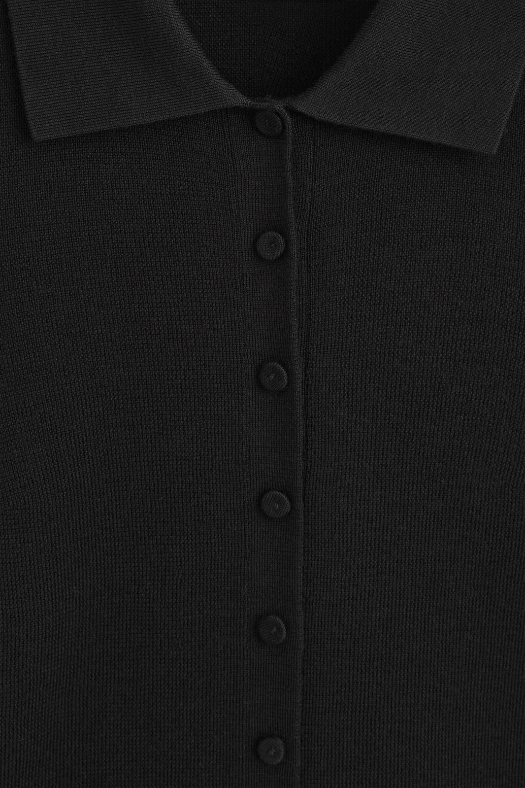 CAMISA DE LANA MERINO SIN COSTURAS - NEGRO | DescriptiveDetail