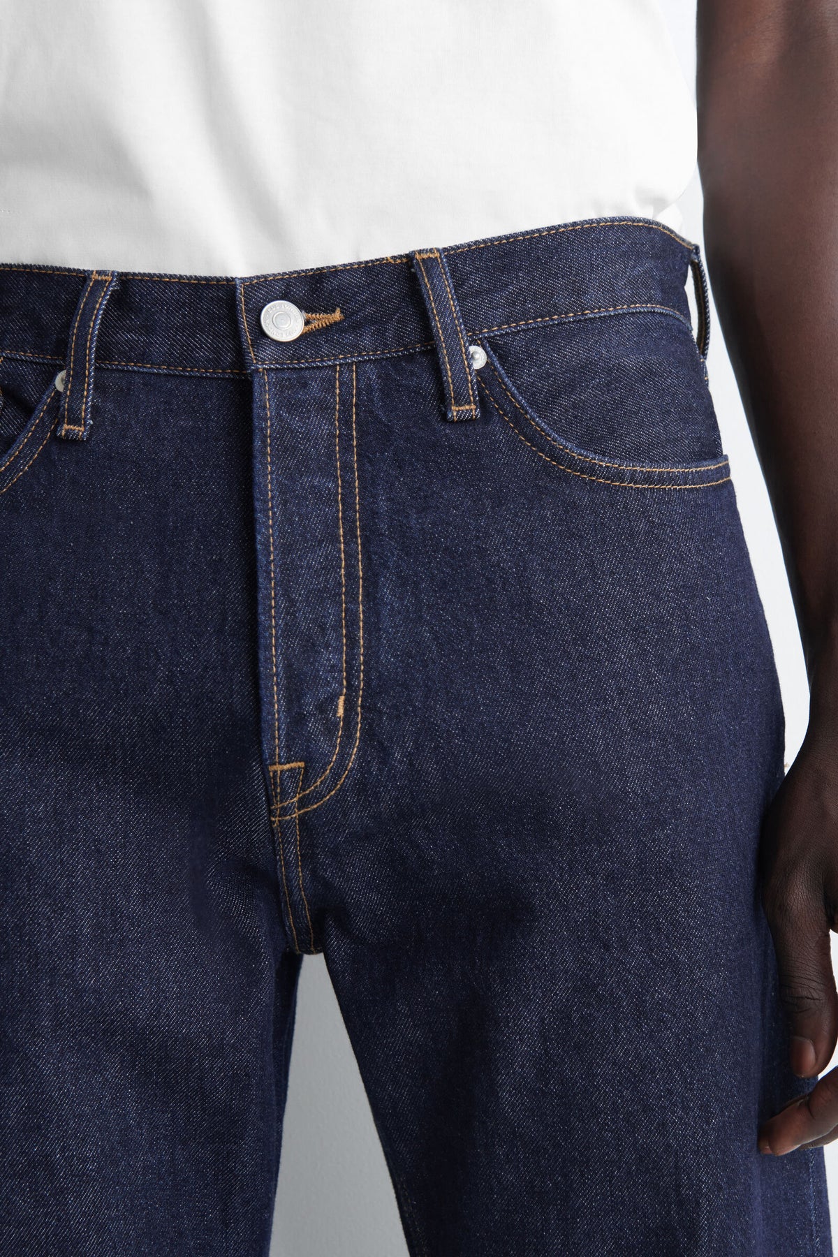 JEANS SIGNATURE DE CORTE REGULAR Y PIERNA RECTA - AZUL OSCURO