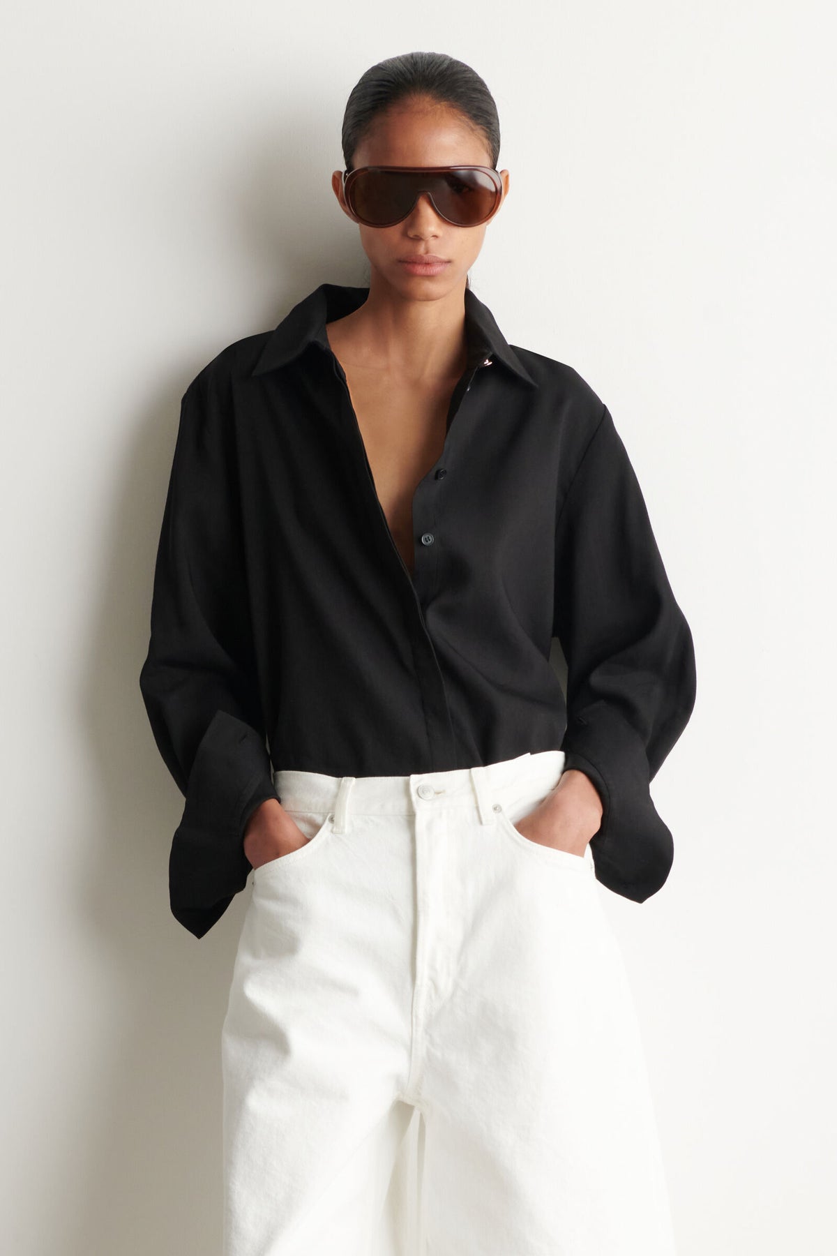 CAMISA DE LINO LARGA - NEGRO - StillMedia/Lookbook