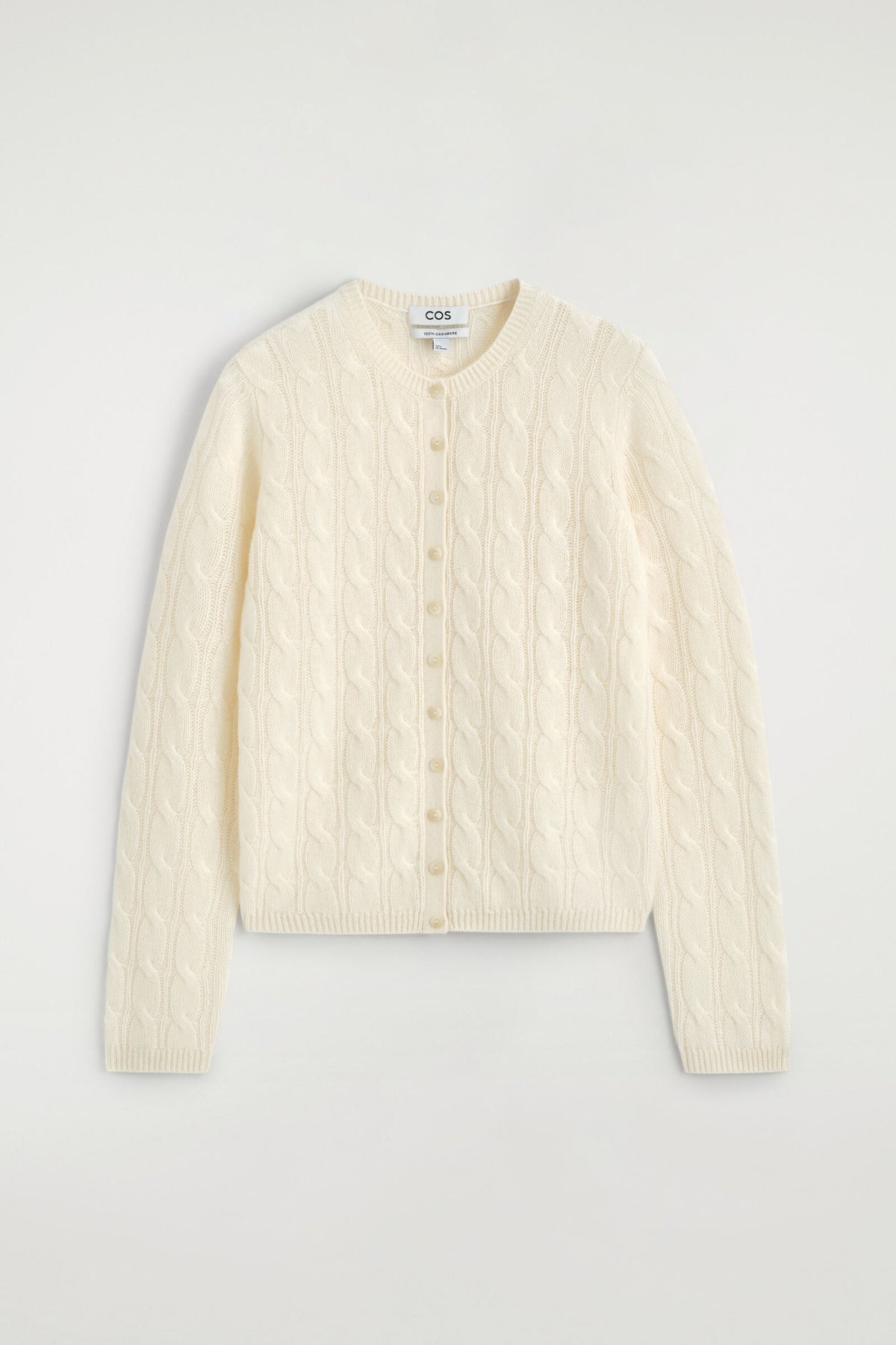 CÁRDIGAN DE CASHMERE DE PUNTO TRENZADO - MARFIL | DescriptiveStillLife