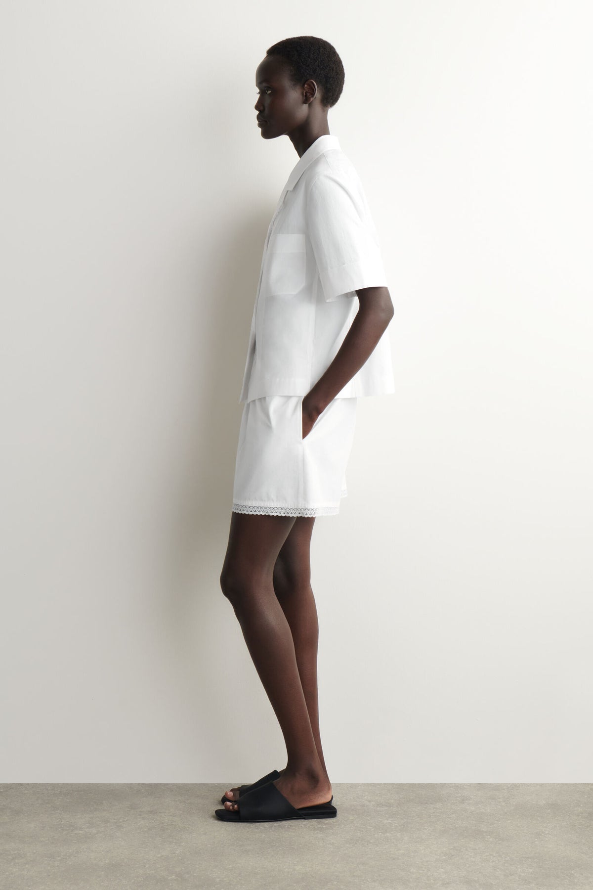 CAMISA DE RESORT CON ENCAJE - BLANCO