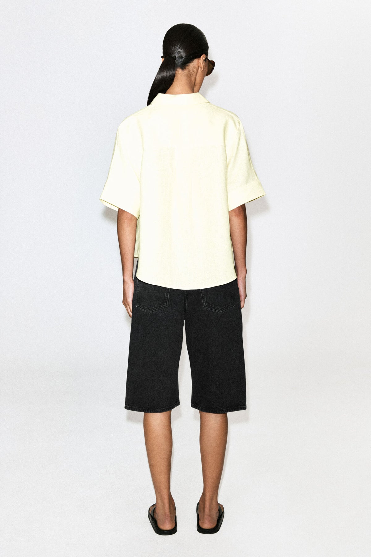 CAMISA DE LINO OVERSIZE DE MANGA CORTA - AMARILLO