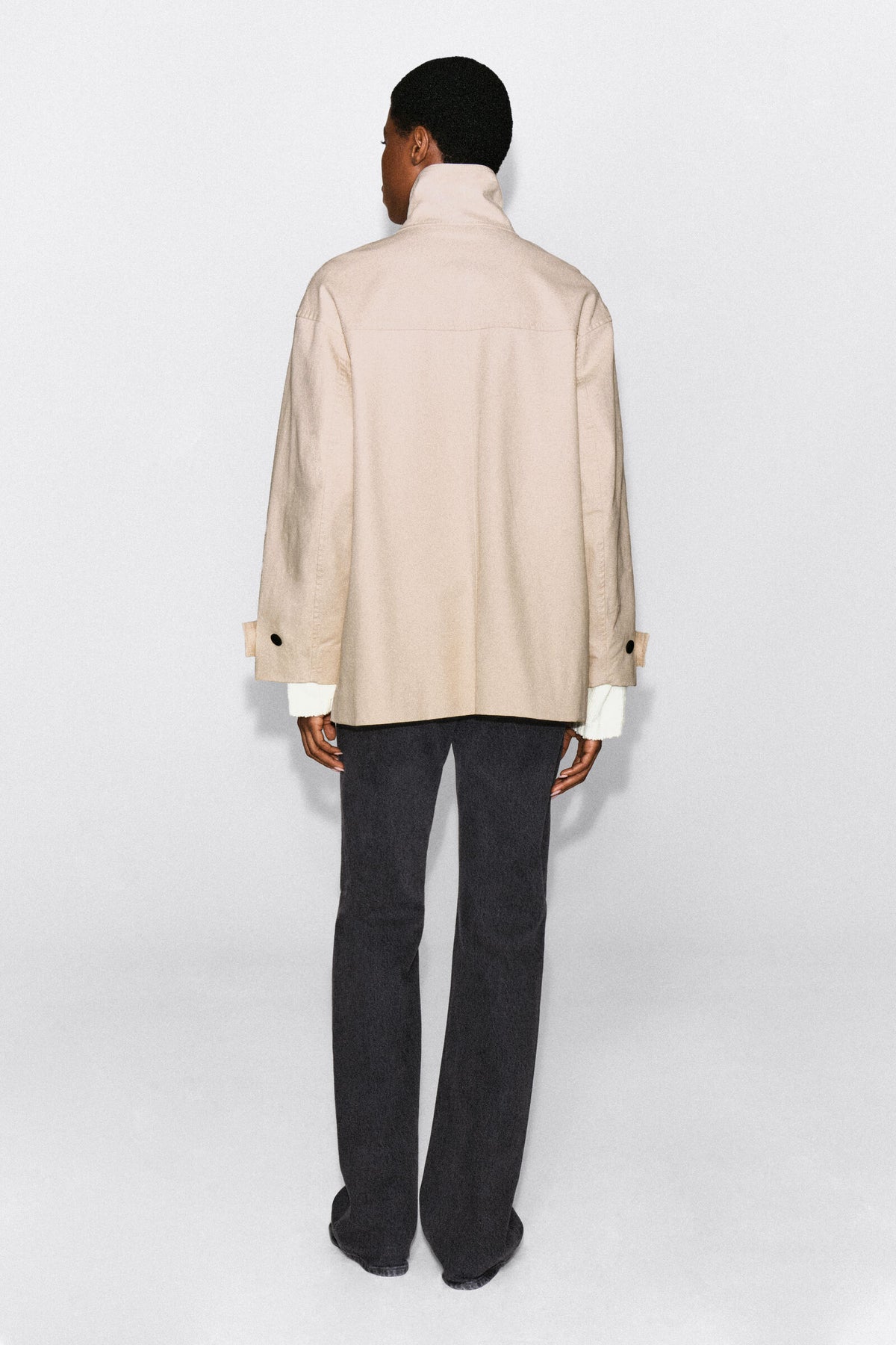 CHAQUETA DE CUELLO DE EMBUDO DE ALGODÓN-TWILL - BEIGE CLARO