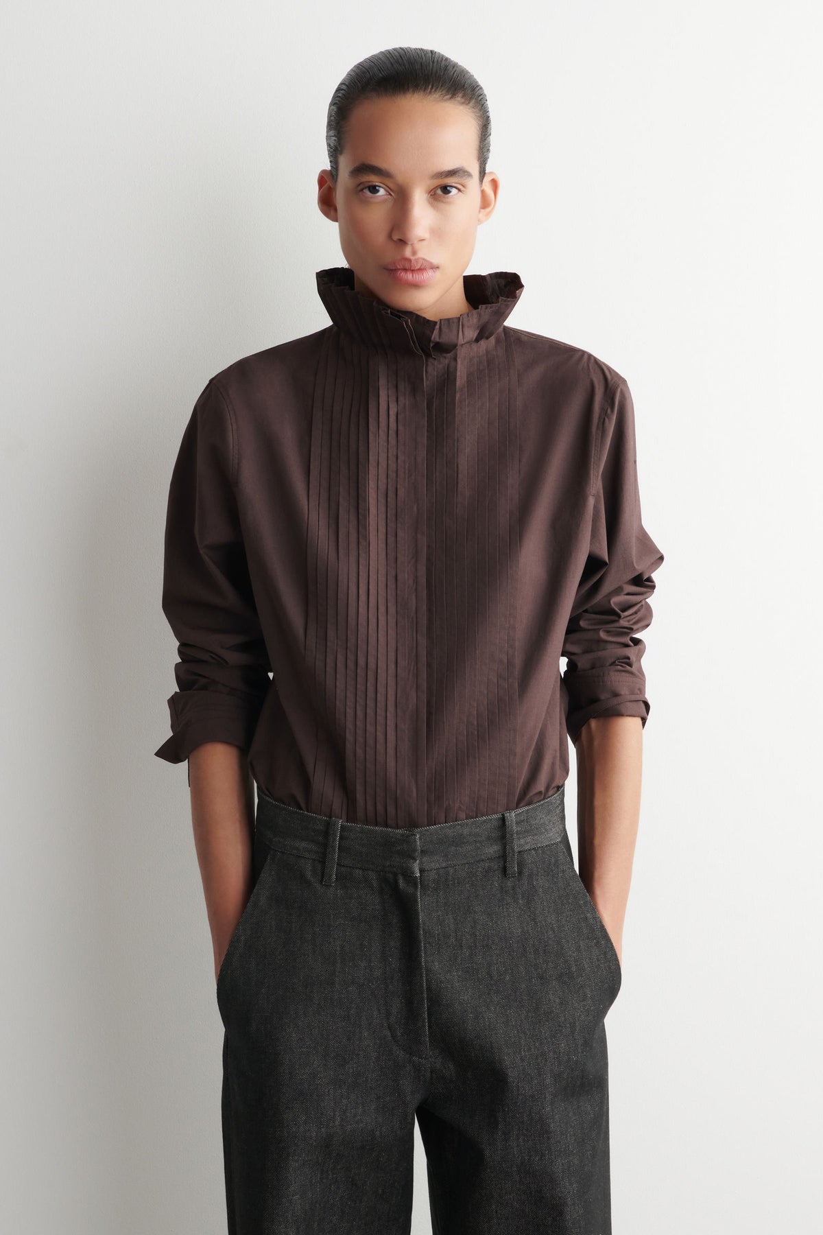 BLUSA DE ALGODÓN CON PLIEGUES - MARRÓN - StillMedia/Lookbook