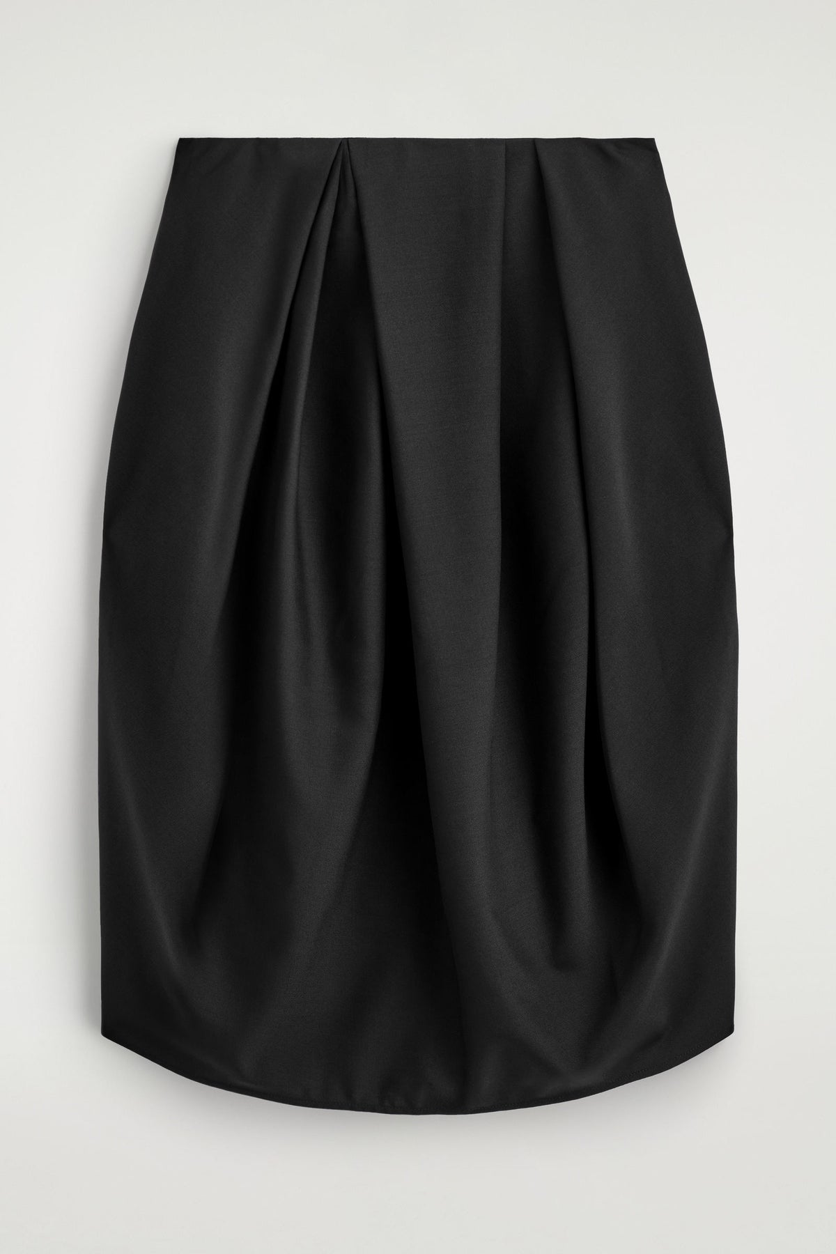 FALDA TULIPÁN DE LANA PLISADA DE LARGO MEDIO - NEGRO | DescriptiveStillLife