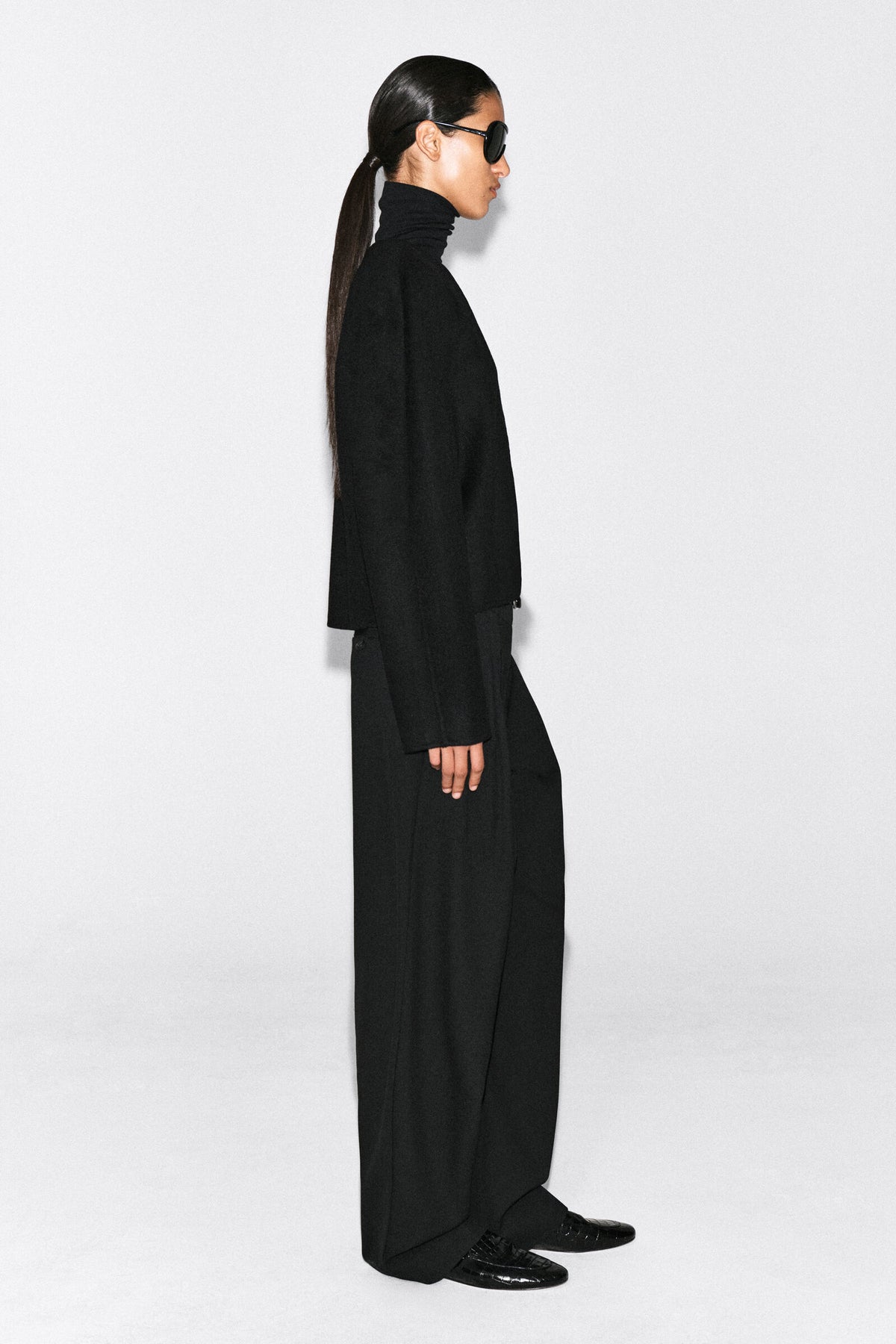 BLAZER CORTO DE MEZCLA DE LANA REVERSIBLE - NEGRO