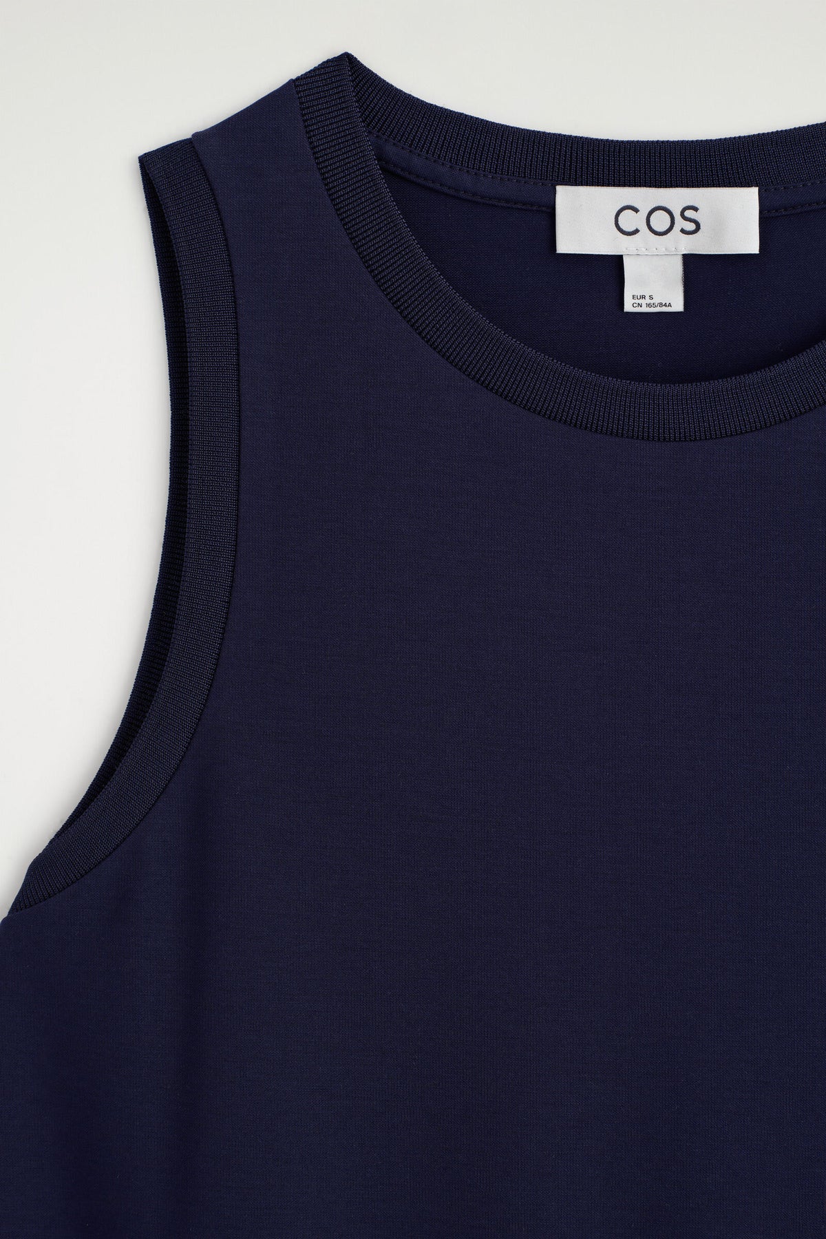 VESTIDO MIDI SIN MANGAS CON PANELES - AZUL MARINO | DescriptiveDetail