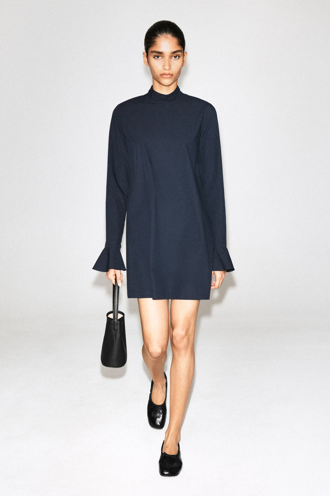 VESTIDO MINI DE ALGODÓN CON PUÑOS ACAMPANADOS - AZUL MARINO