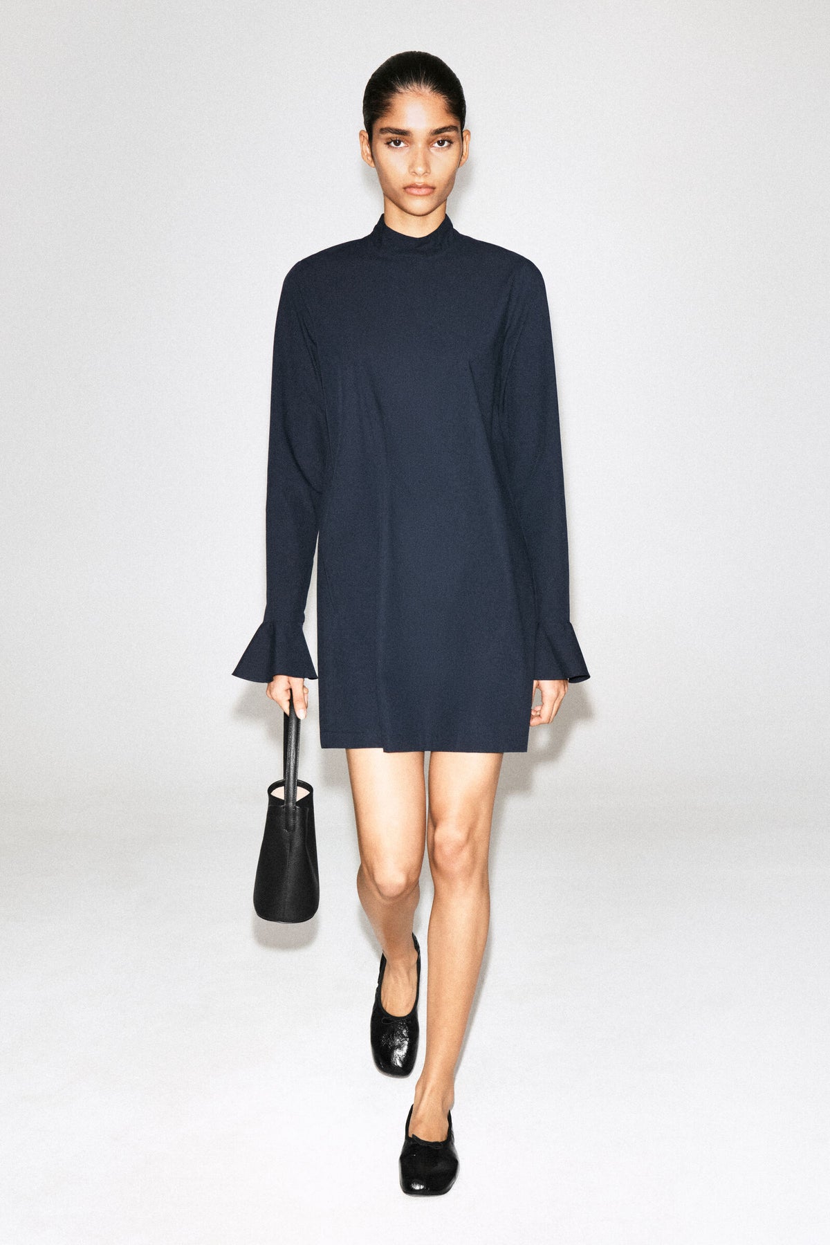 VESTIDO MINI DE ALGODÓN CON PUÑOS ACAMPANADOS - AZUL MARINO