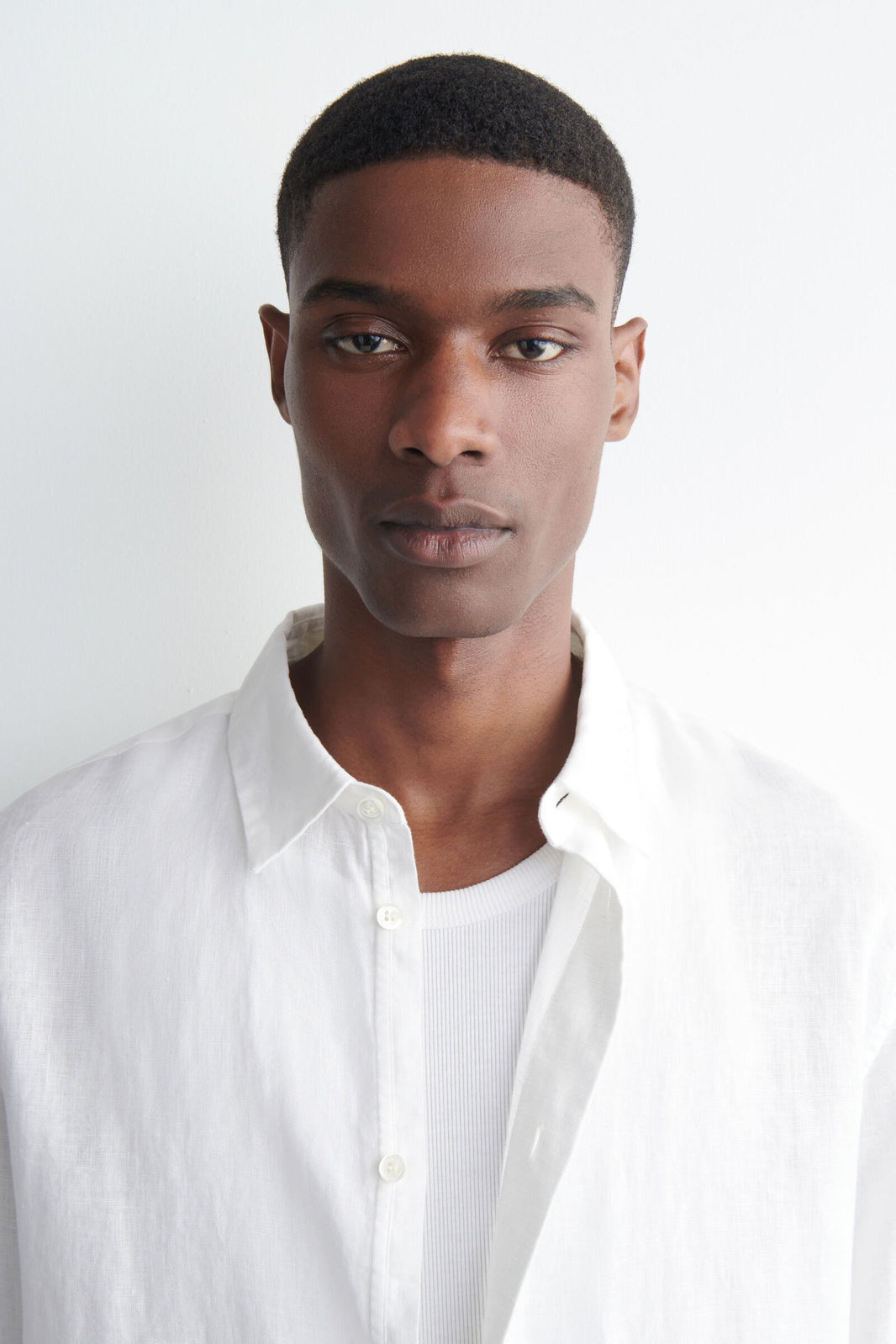 CAMISA DE LINO RELAJADA - BLANCO