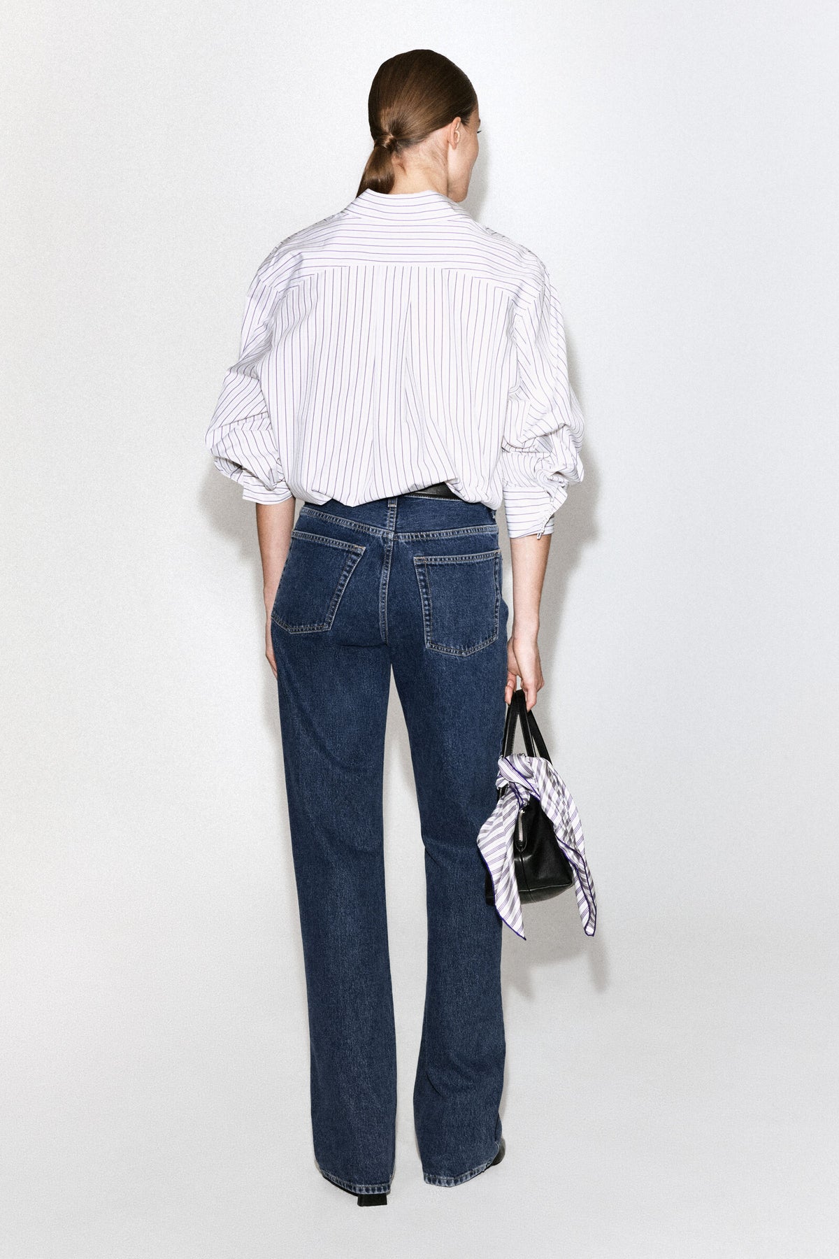CAMISA DE MEZCLA DE ALGODÓN A RAYAS CON CUELLO RECORTADO - BLANCO / MORADO / BEIGE