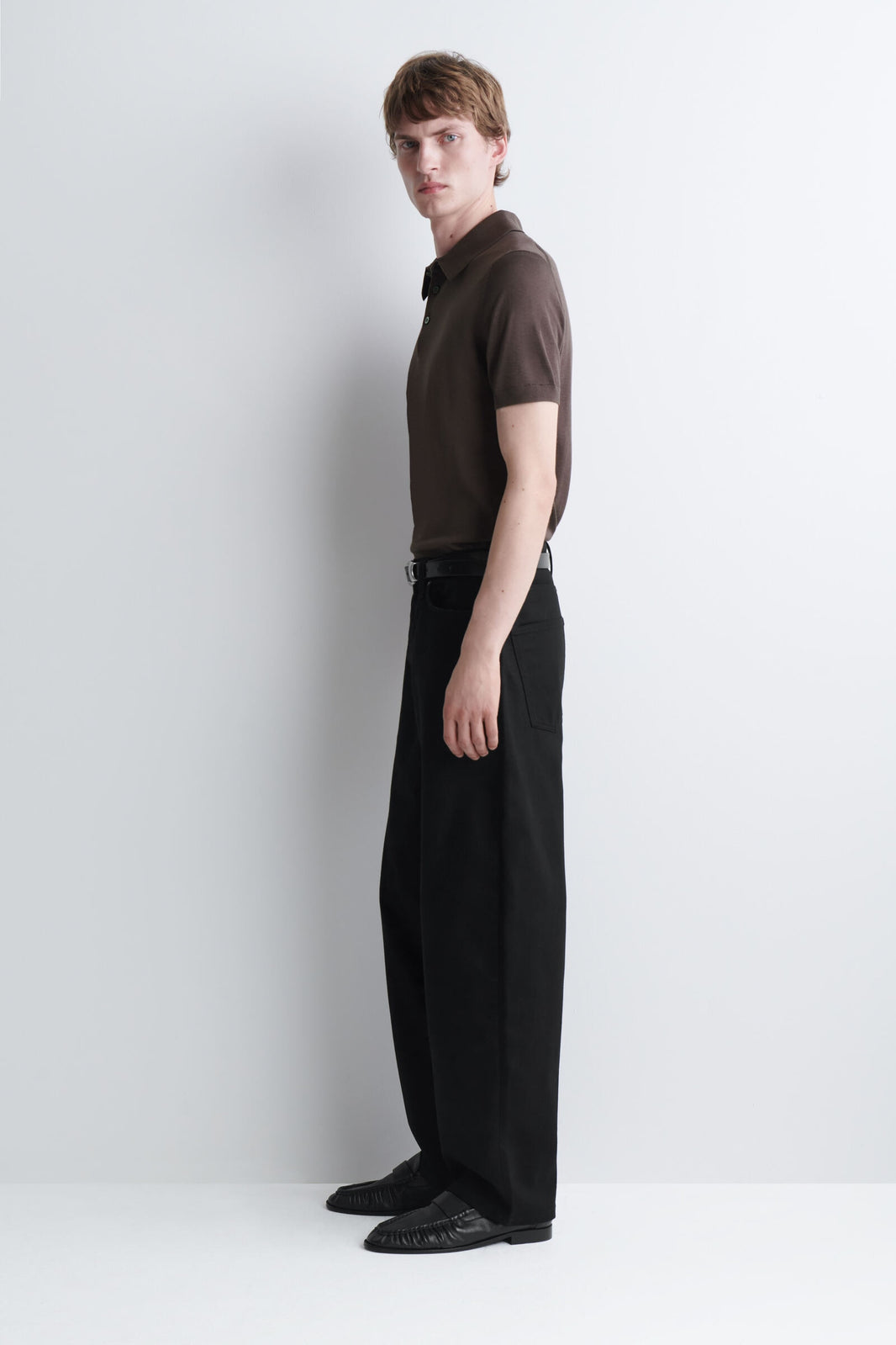 POLO DE SEDA TEJIDO SLIM - MARRÓN