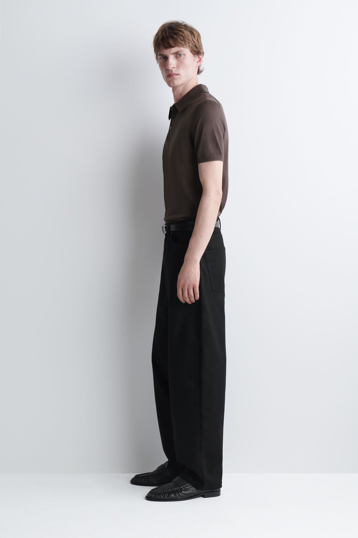 POLO DE SEDA TEJIDO SLIM - MARRÓN