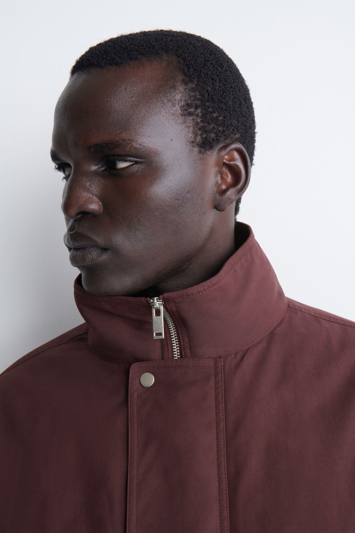 CHAQUETA BOMBER ACOLCHADA DE CUELLO ALTO - BURDEOS