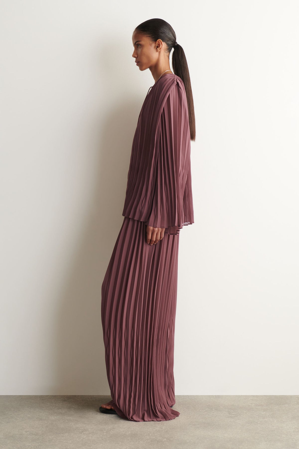 BLUSA DE GEORGETTE PLISADA CON LAZO - ÓXIDO