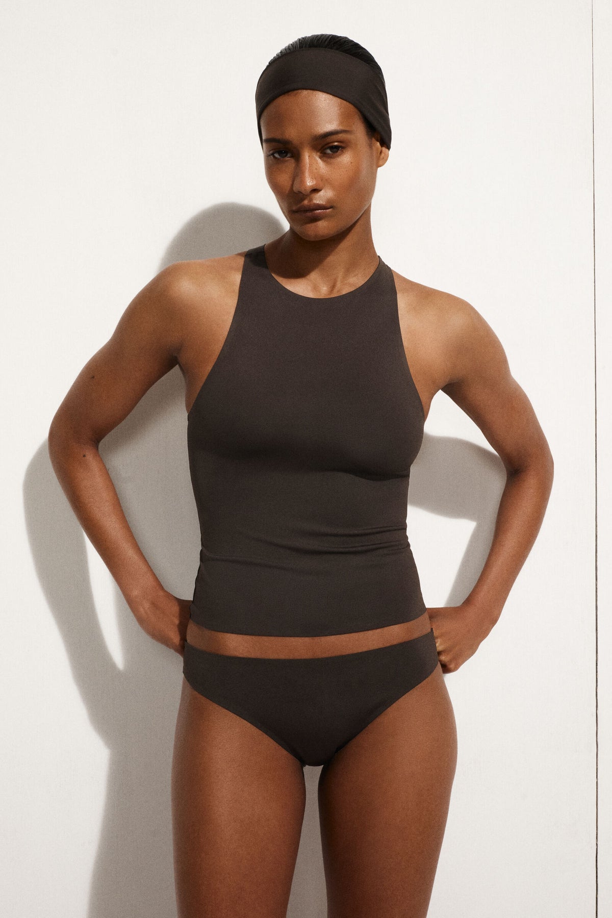 BRIEFS CLÁSICOS - MARRÓN OSCURO - StillMedia/Lookbook