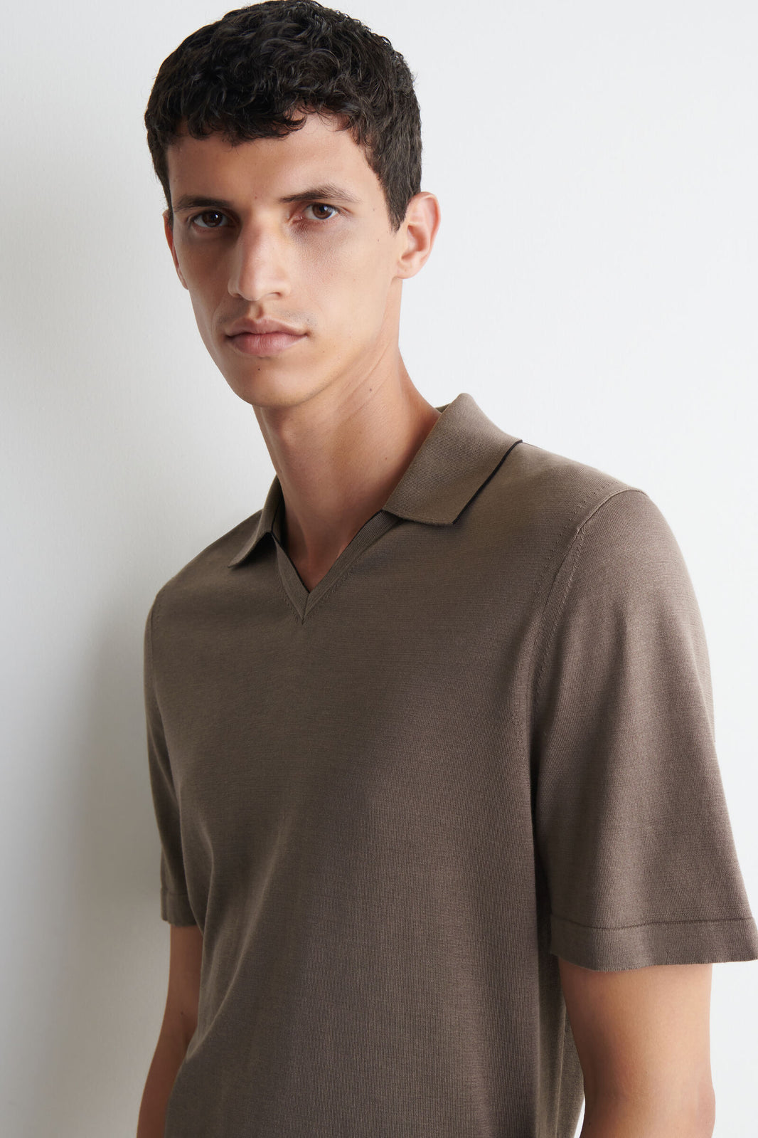 POLO DE SEDA Y ALGODÓN CON CONTRASTE - MARRÓN