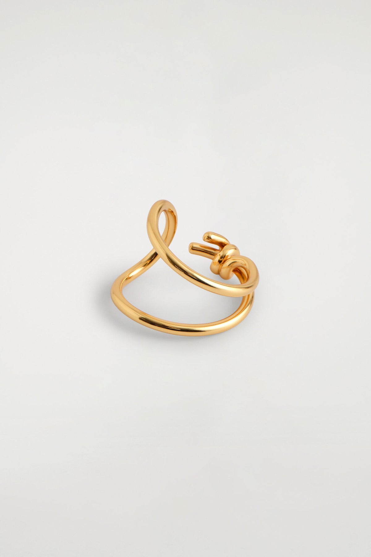 ANILLO CON NUDO - DORADO