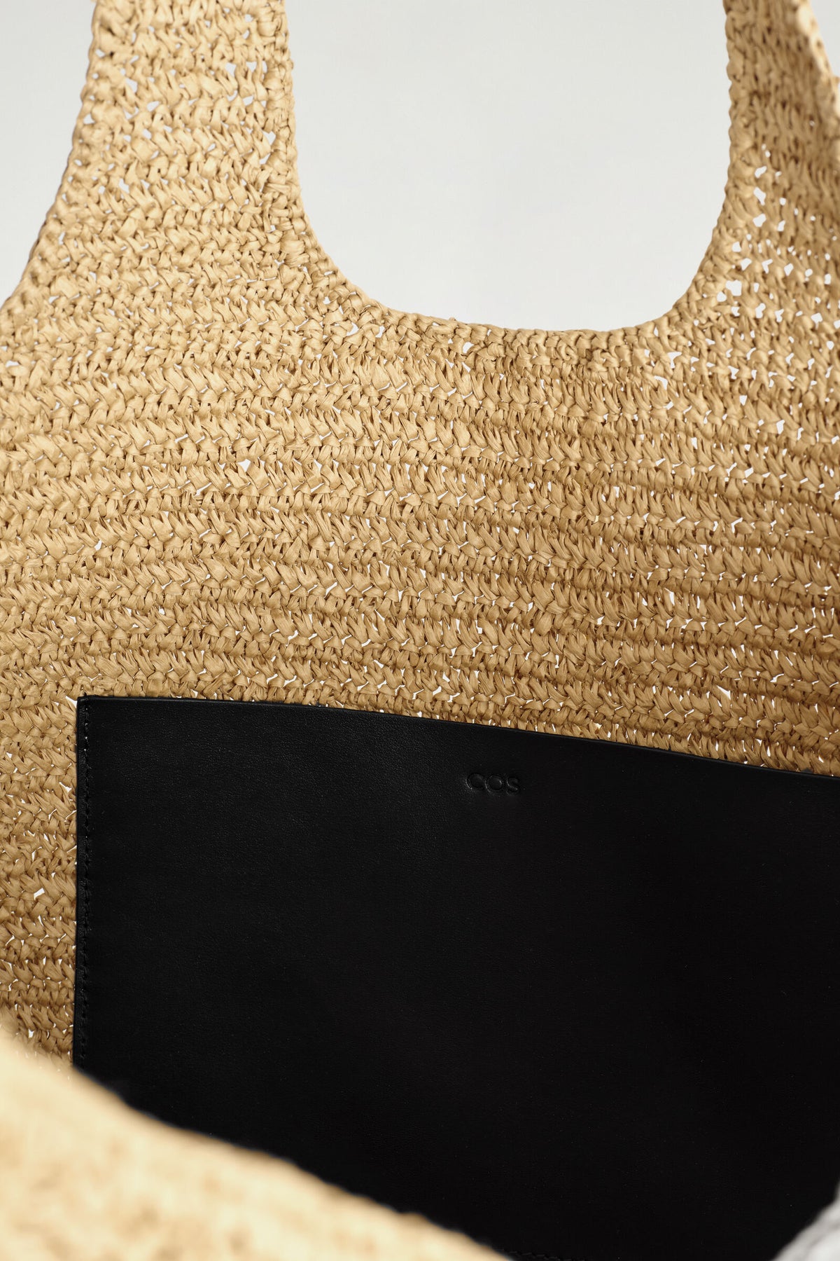 BOLSA TOTE ESCULTÓRICA - PAPEL - BEIGE | DescriptiveDetail