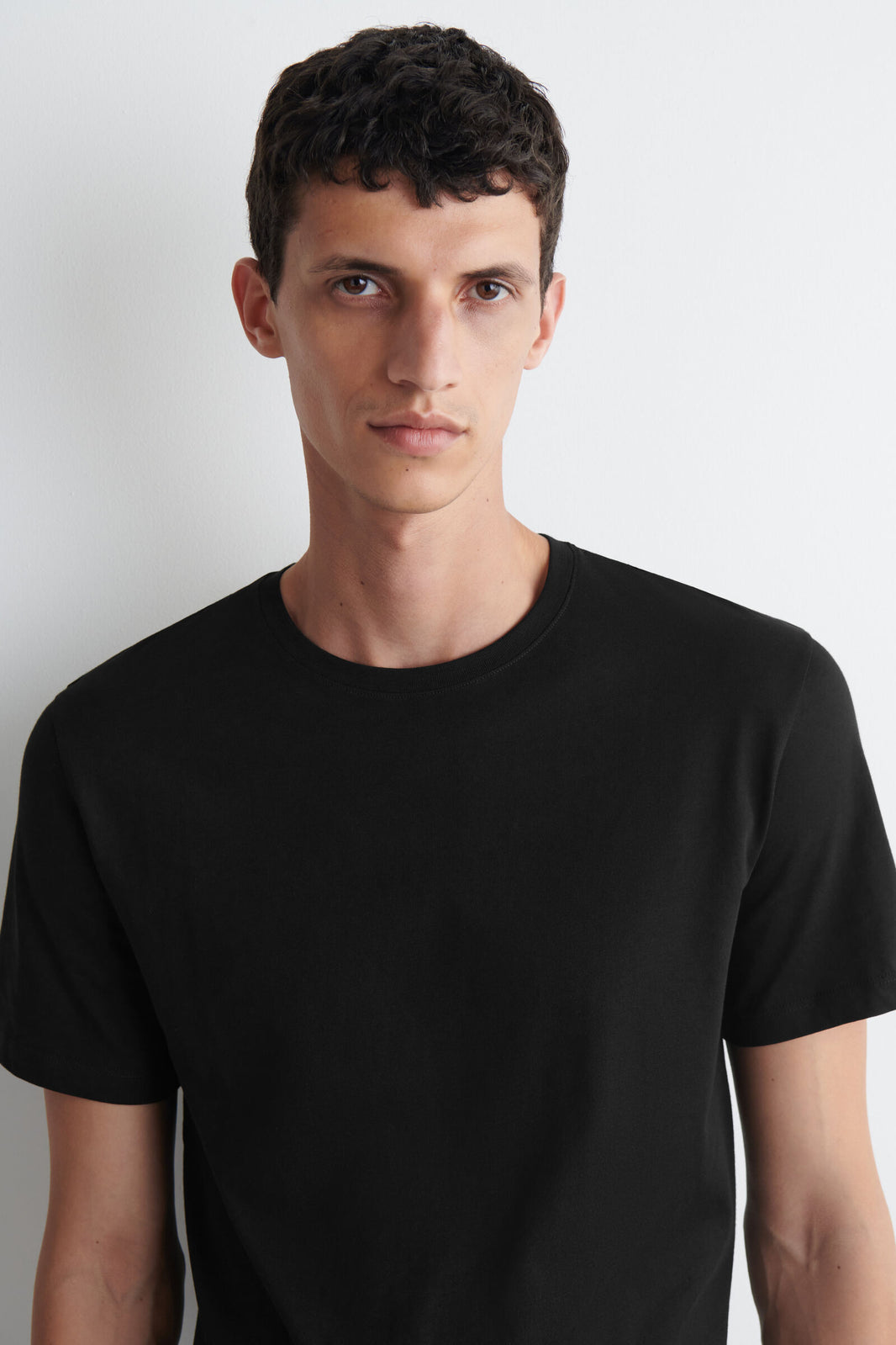 3-PACK DE CAMISETAS DE ALGODÓN CON CUELLO REDONDO - NEGRO
