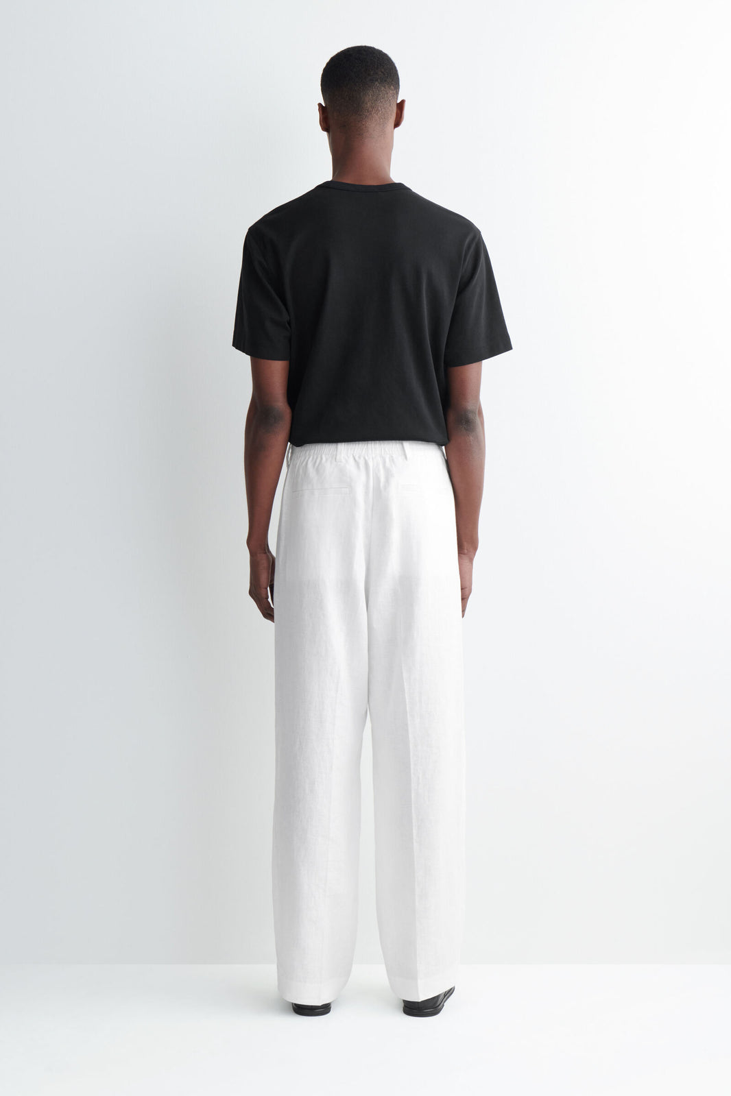 PANTALONES DE LINO DE AJUSTE RELAJADO Y DE CORTE RECTO - BLANCO