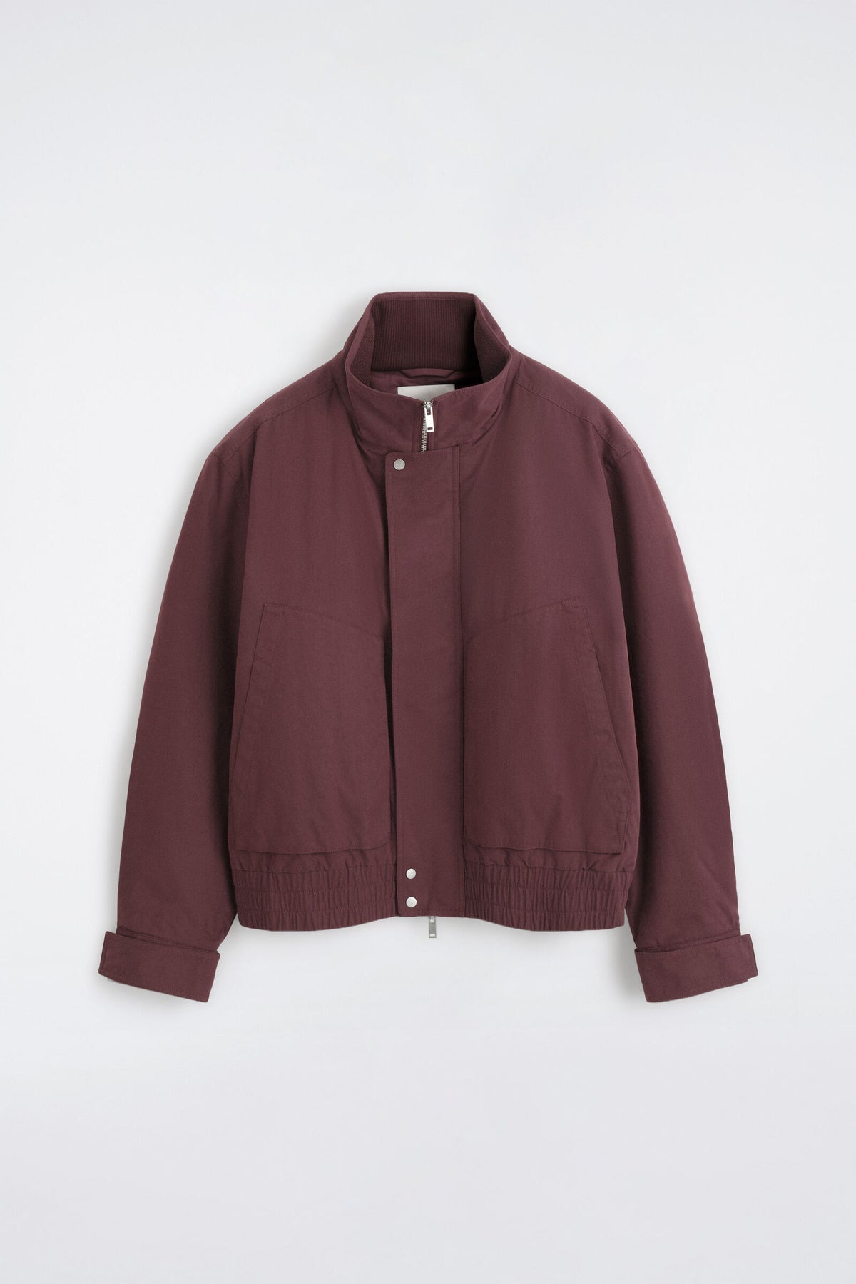 CHAQUETA BOMBER ACOLCHADA DE CUELLO ALTO - BURDEOS | DescriptiveStillLife