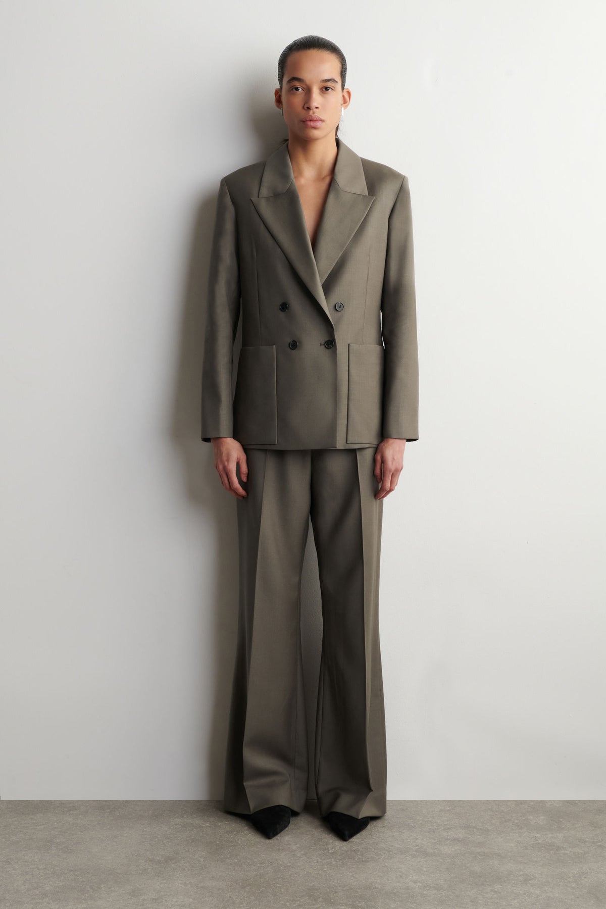 PANTALONES BOOTCUT DE SARGA DE LANA - TOPO - StillMedia/Lookbook